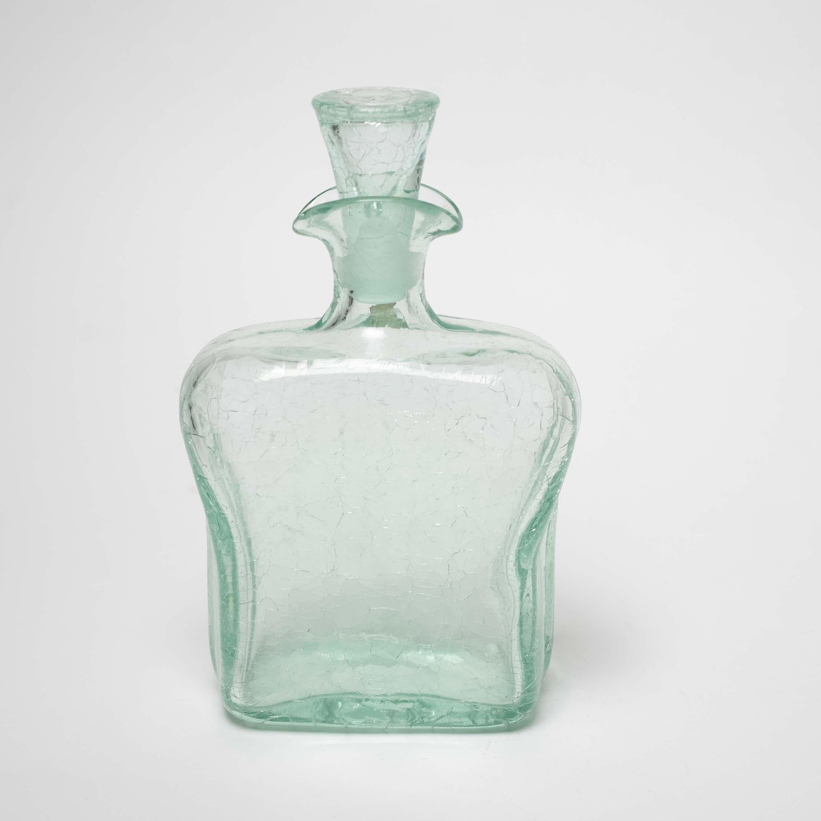 Glaskaraffe von Ture Berglund für Stockholms Glasbruk, Skansen, Schweden, um 1940

Krakelierte, meergrüne Glaskaraffe von Ture Berglund für Stockholms Glasbruk, Skansen, Schweden, um 1940

-

MATERIALIEN: Glas
Abmessungen: H 8