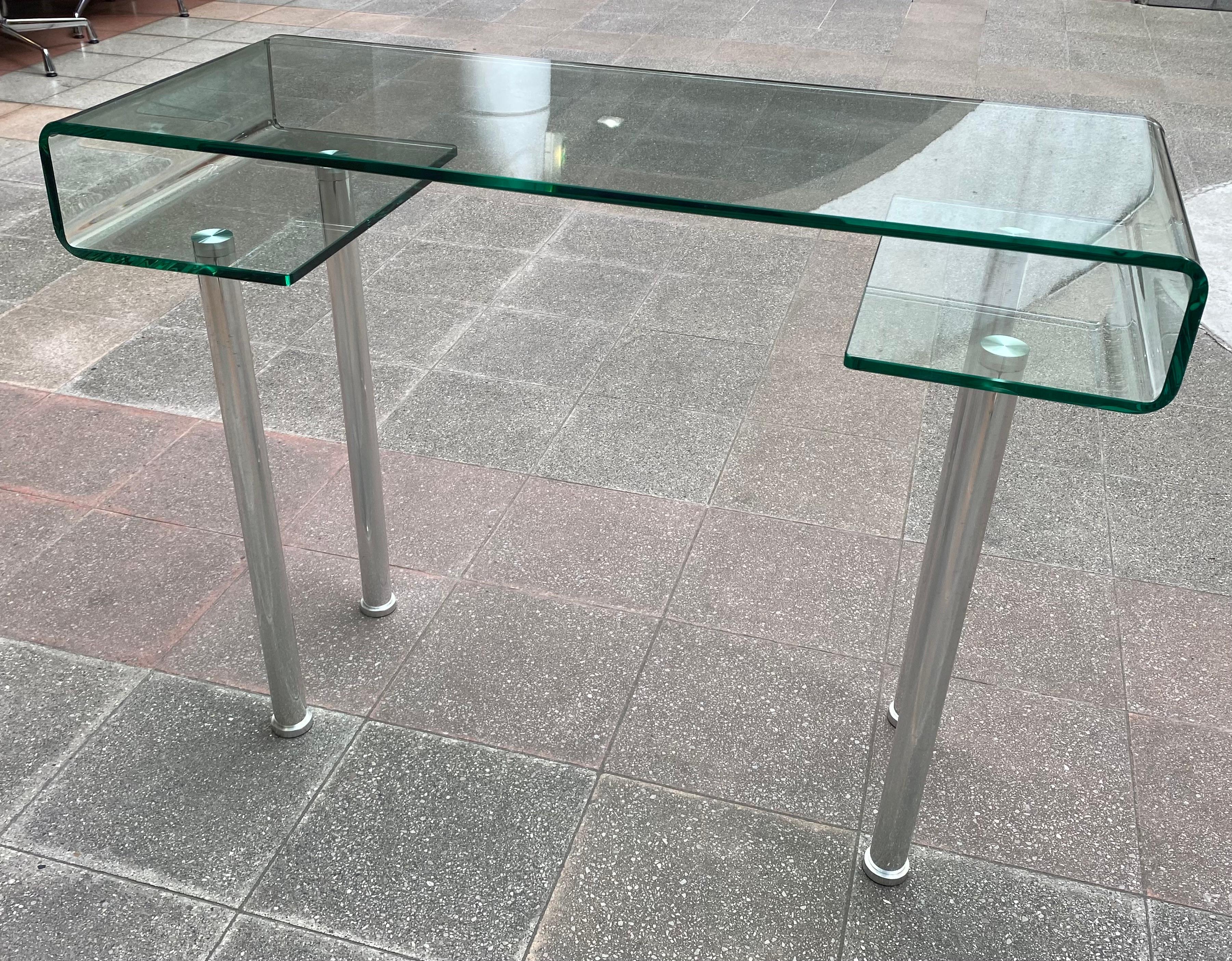 Desk / console Gae Aulenti 'Dlg' Glass and Stainless Steel In Good Condition For Sale In Saint ouen, FR