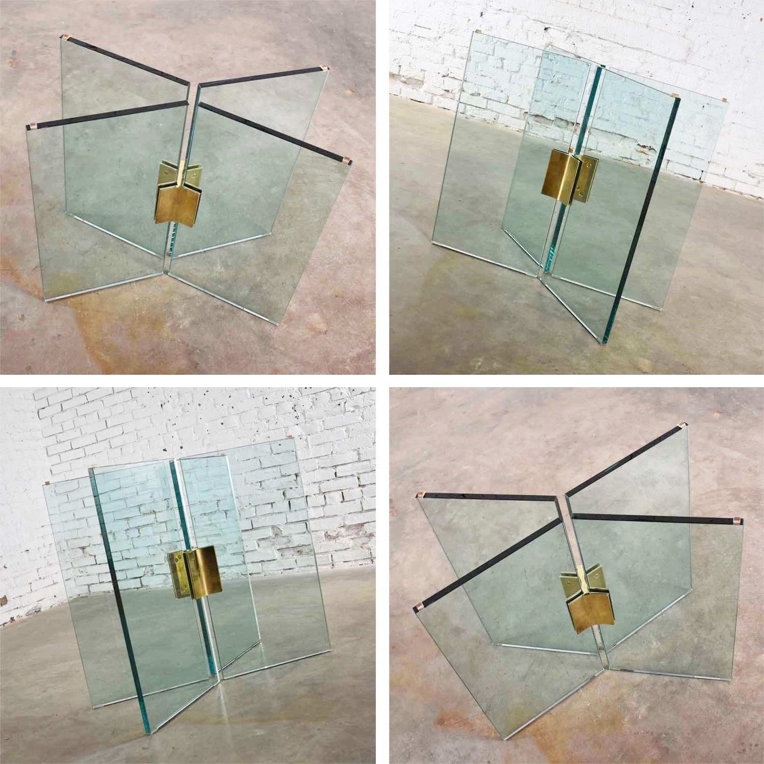 Modern Glass Dining Table Brass Plated Connector Attributed to Pace Collection For Sale 3
