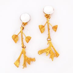 Glasscheiben-Tropfenohrringe mit goldener Blattranke von Philippe Ferrandis, 1980er Jahre