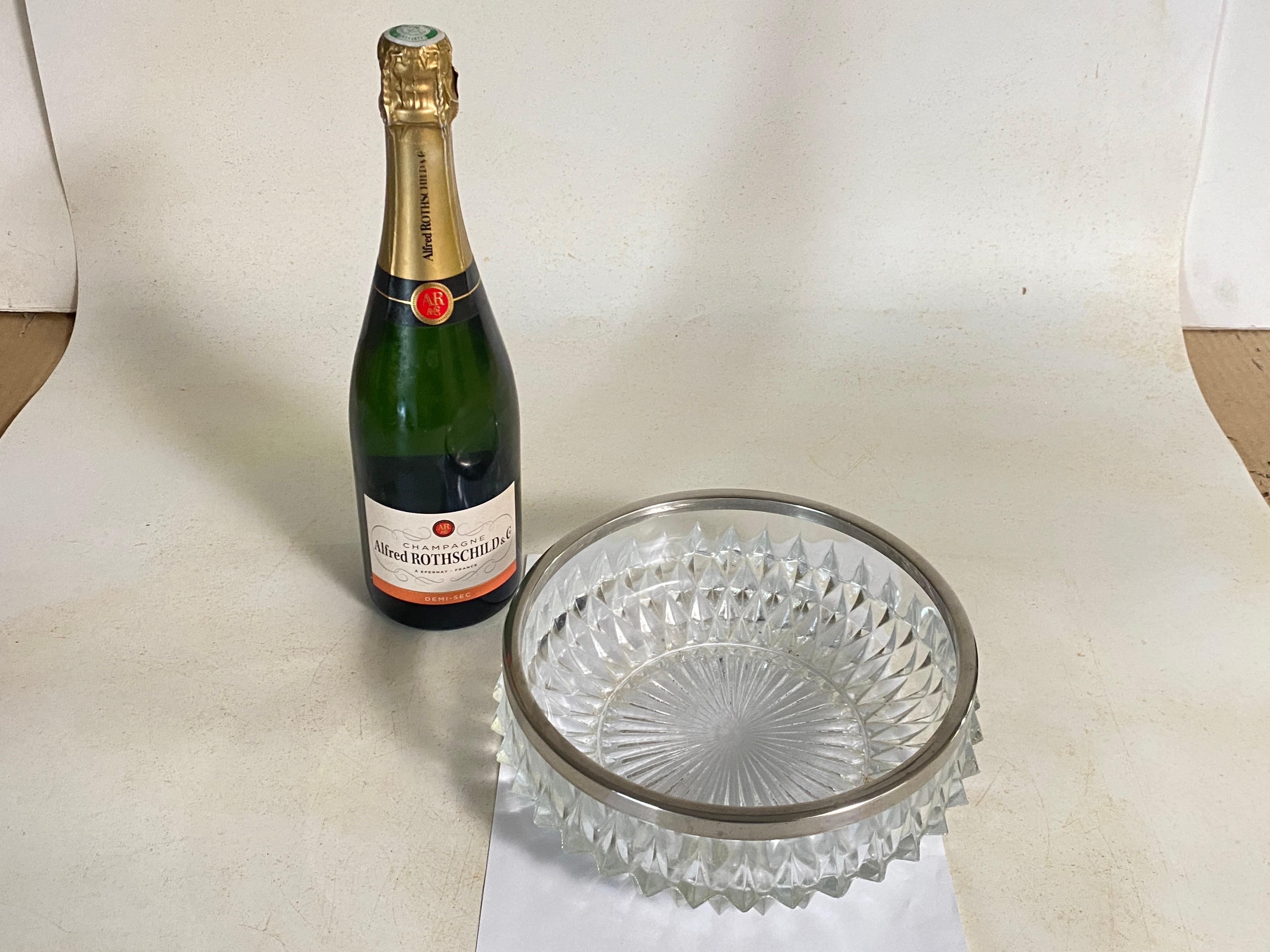 Art Glass Glass Dish Vide-Poche Bowl Glass and Metal Rond Pattern France 20th Century  For Sale