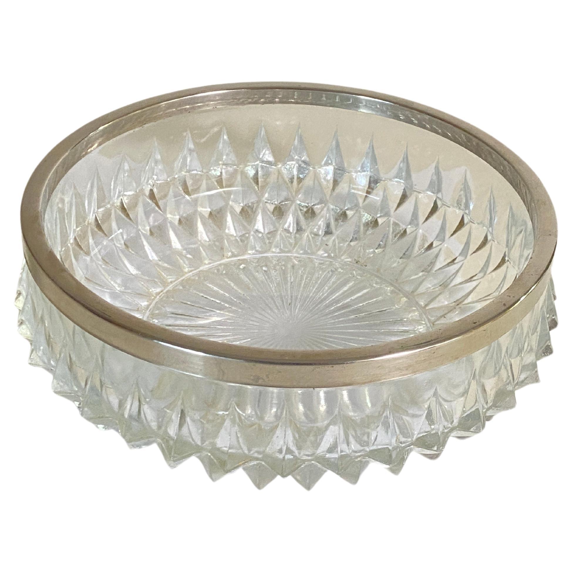 Glass Dish Vide-Poche Bowl Glass and Metal Rond Pattern France 20th Century  For Sale
