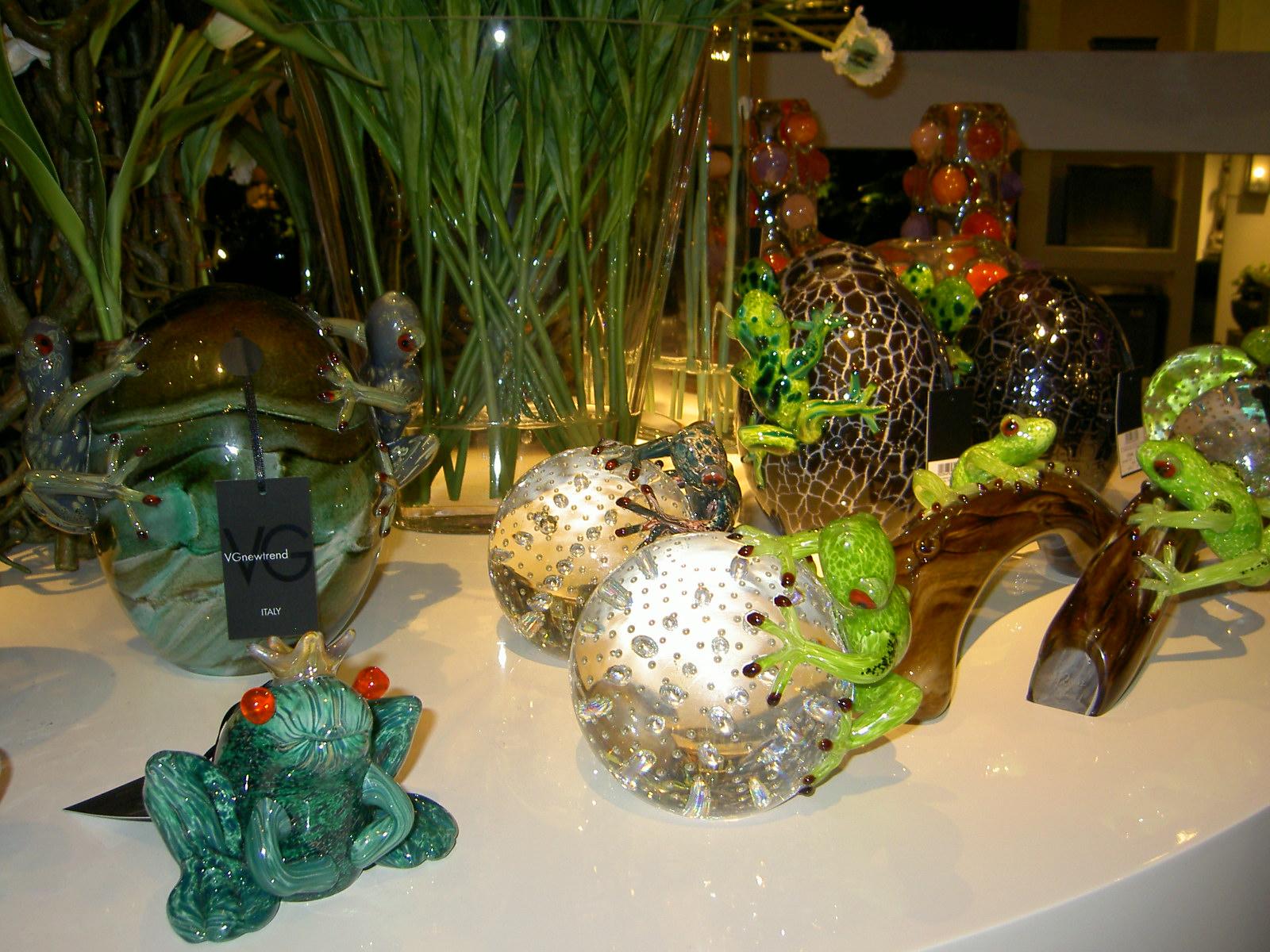 Modern Glass Egg Crack with Frogs Color Green, in Glass, Italy For Sale