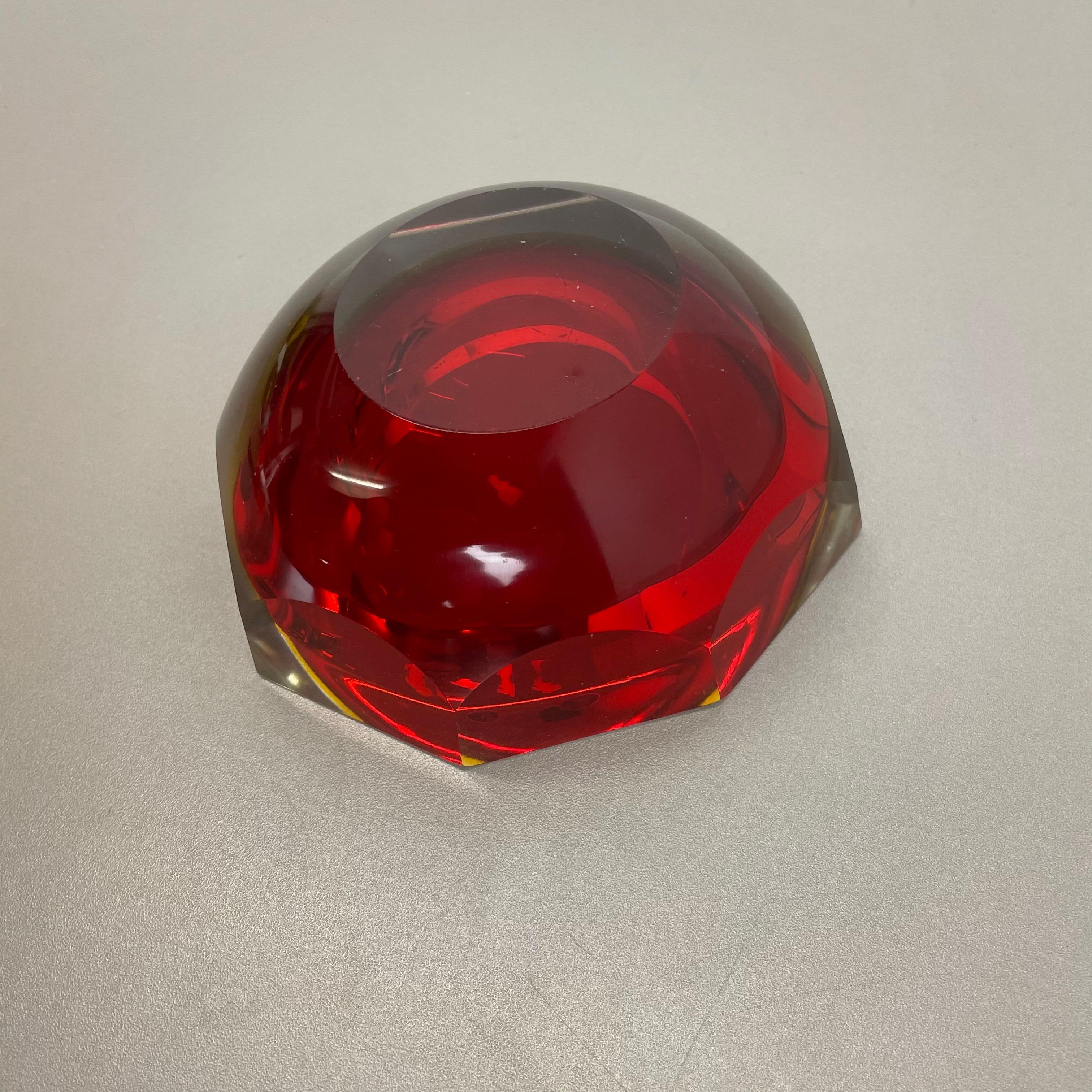 Glass Faceted Sommerso Bowl Element Ashtray Flavio Poli Attributed Murano, Italy 6