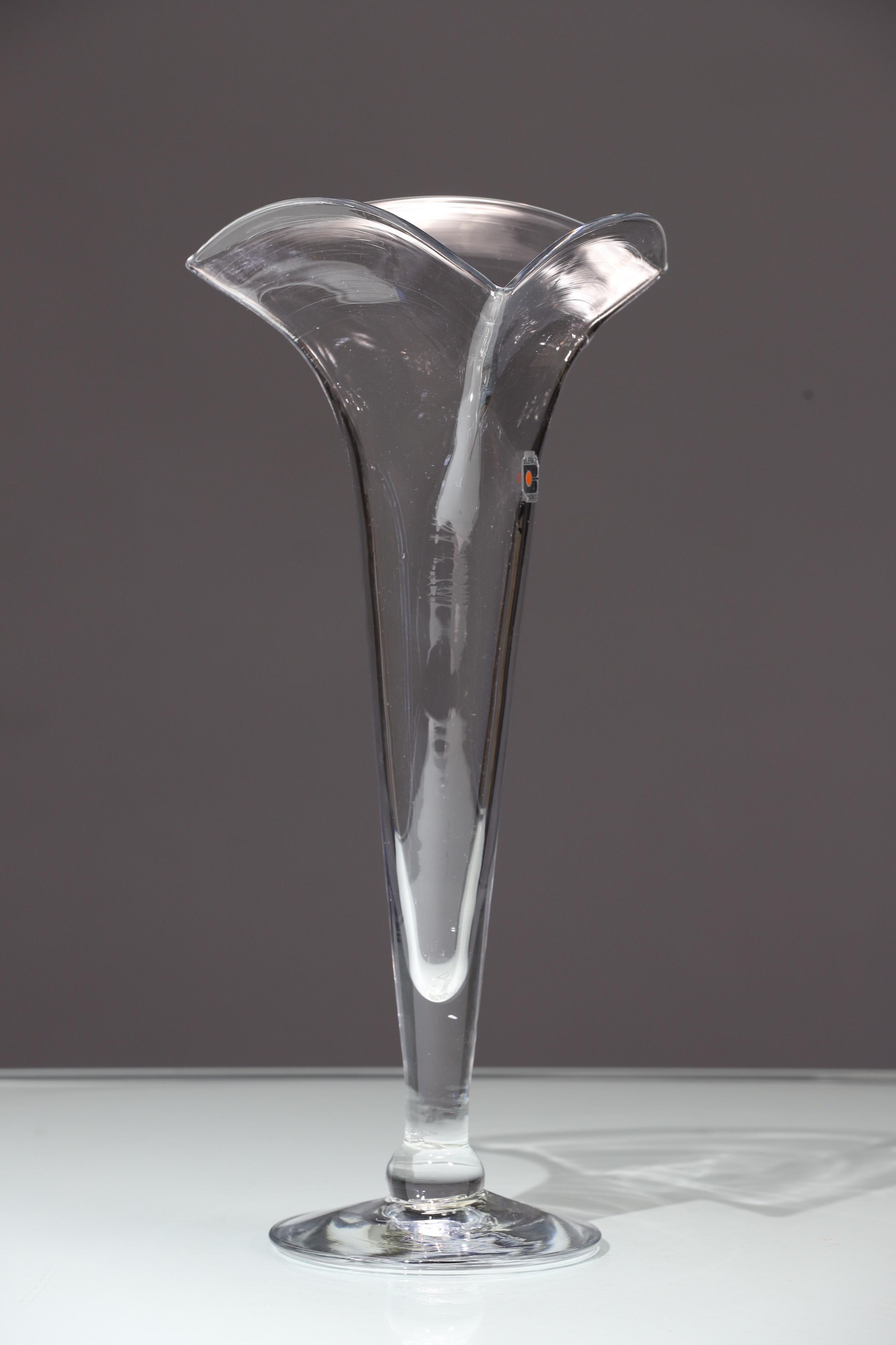 Mid-Century Modern Glass Fan Vase from Blenko