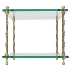 Support de table d'appoint carré en verre et faux bambou avec cube en laiton