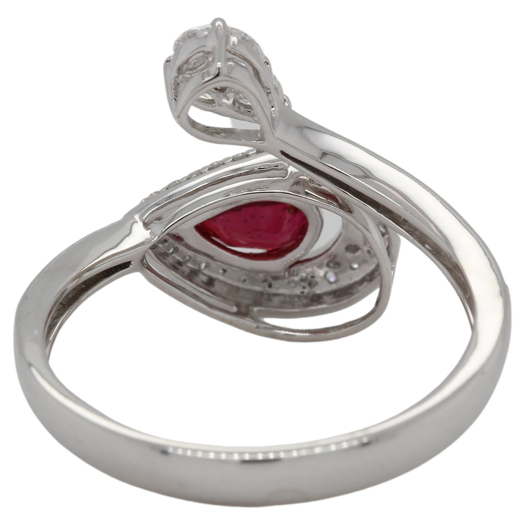 Women's or Men's Glass Filled Ruby and Diamond Ring in 18 Karat Gold For Sale