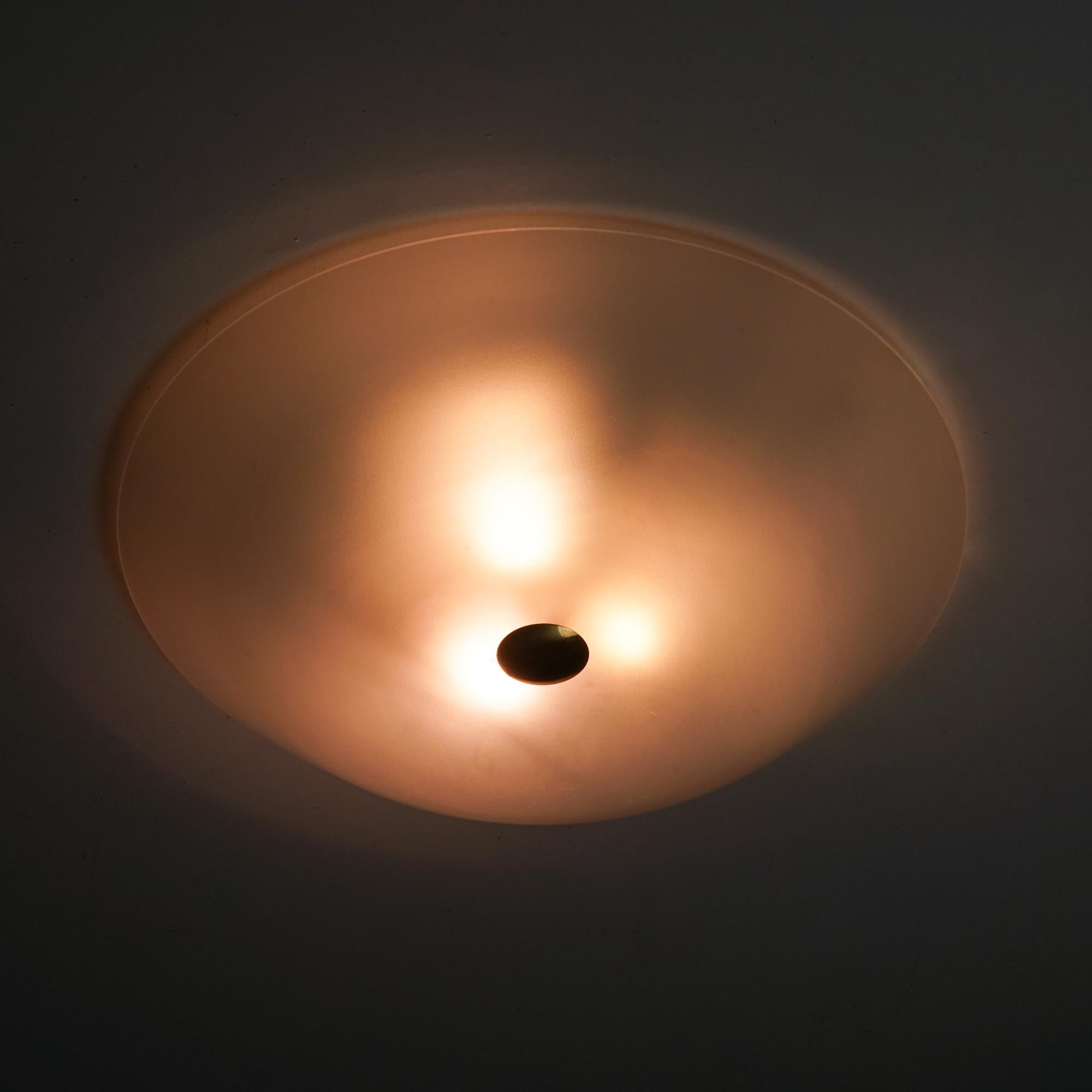 Glass Flush Mount, Lisa Johansson-Pape, Orno Oy, 1950s Bon état - En vente à Helsinki, Uusimaa