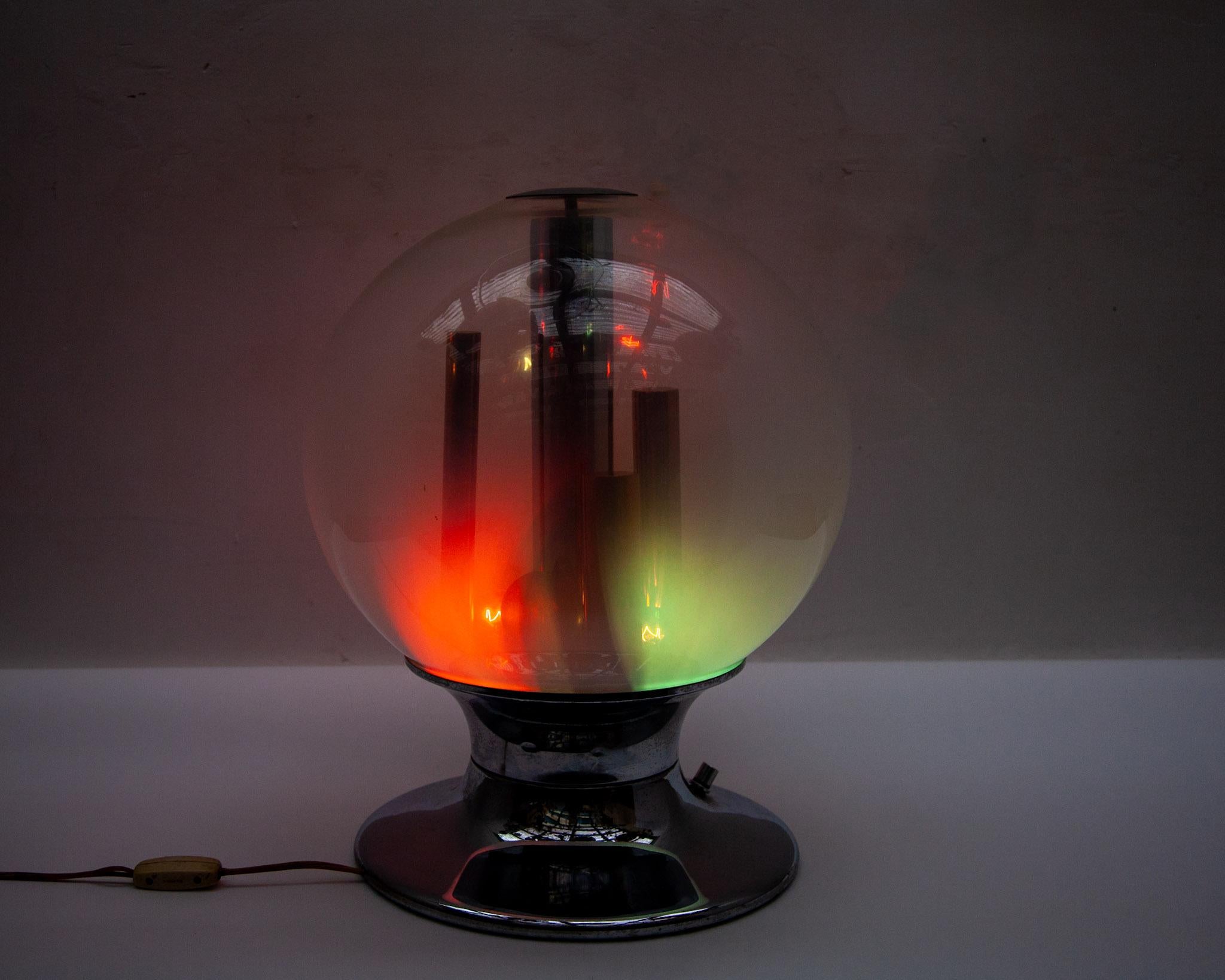 Lampe de bureau globe en verre moderne mi-siècle, par Selenova, Italie, années 1960 en vente 1
