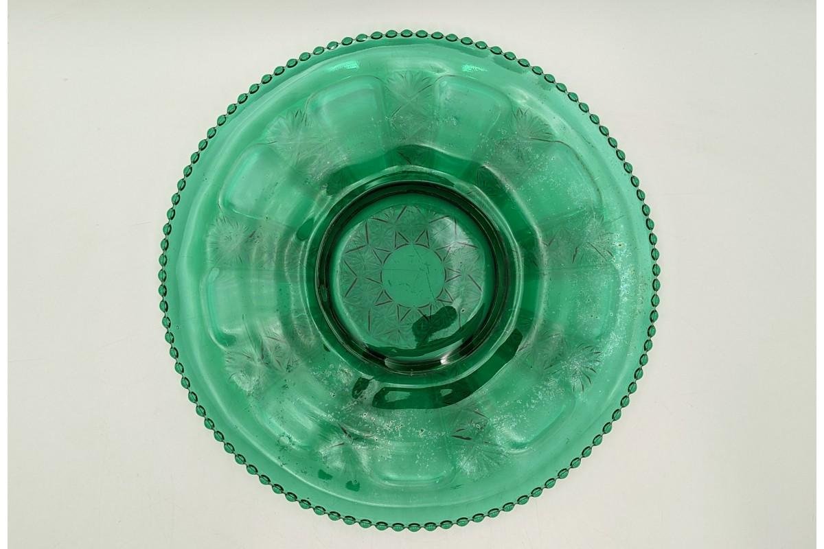 Green plate produced in Poland in 1970s. 
Very good condition. 
Dimensions: dia. 32 cm

