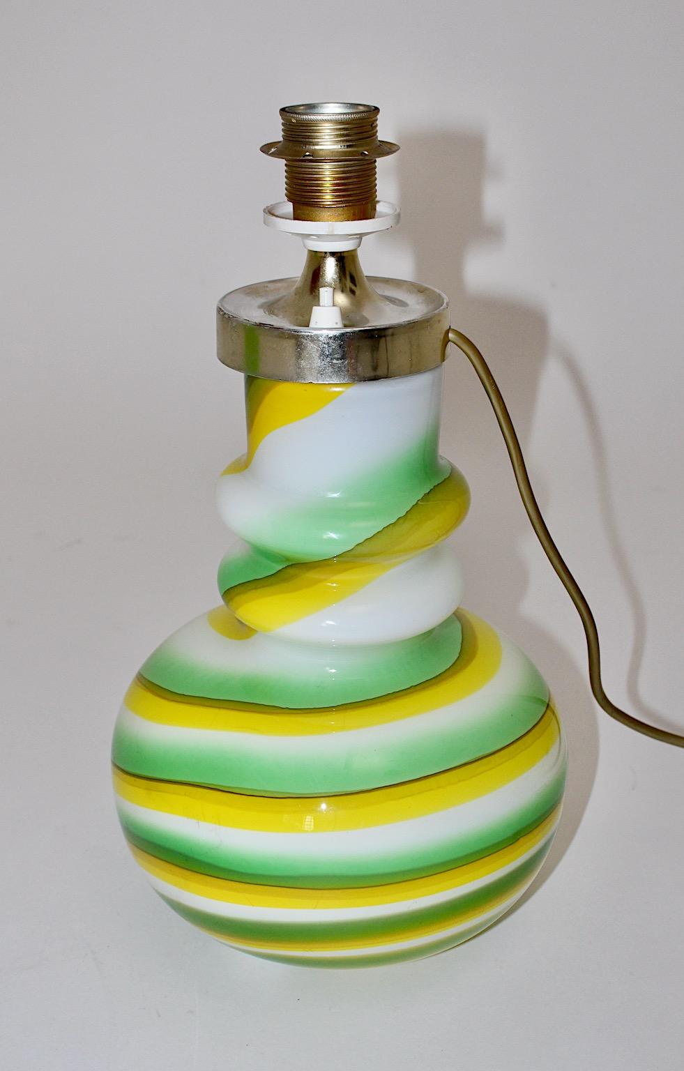 Glass Green Yellow White Vintage Space Age Table Lamp, 1960s, Italy For Sale 5