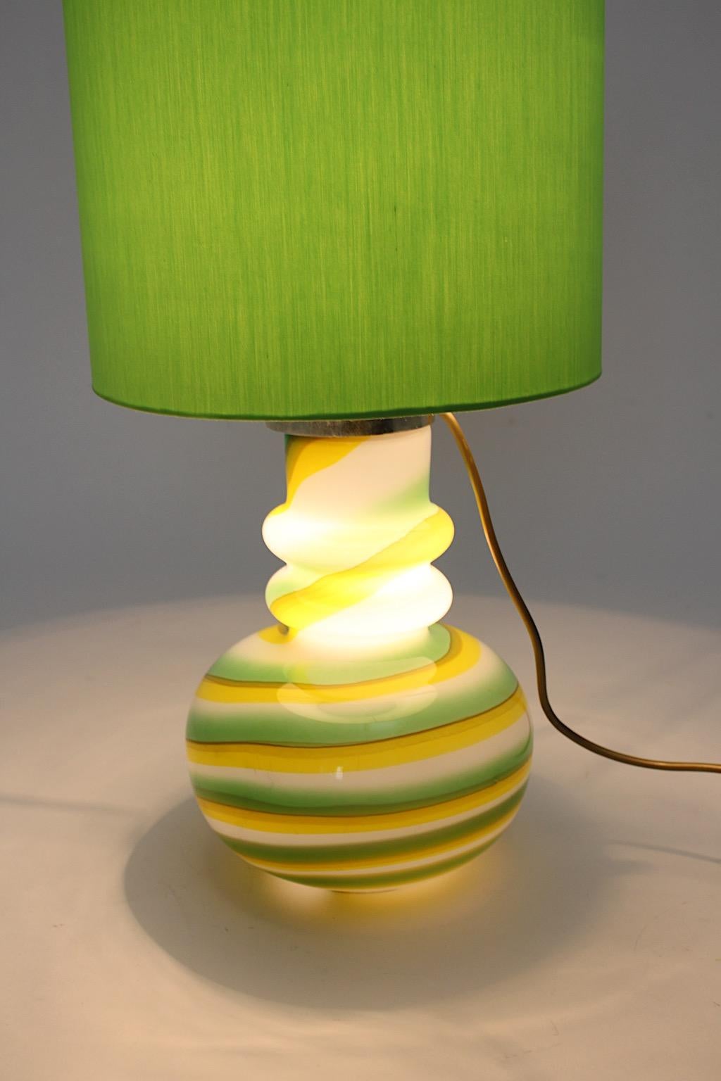 Glass Green Yellow White Vintage Space Age Table Lamp, 1960s, Italy In Good Condition For Sale In Vienna, AT