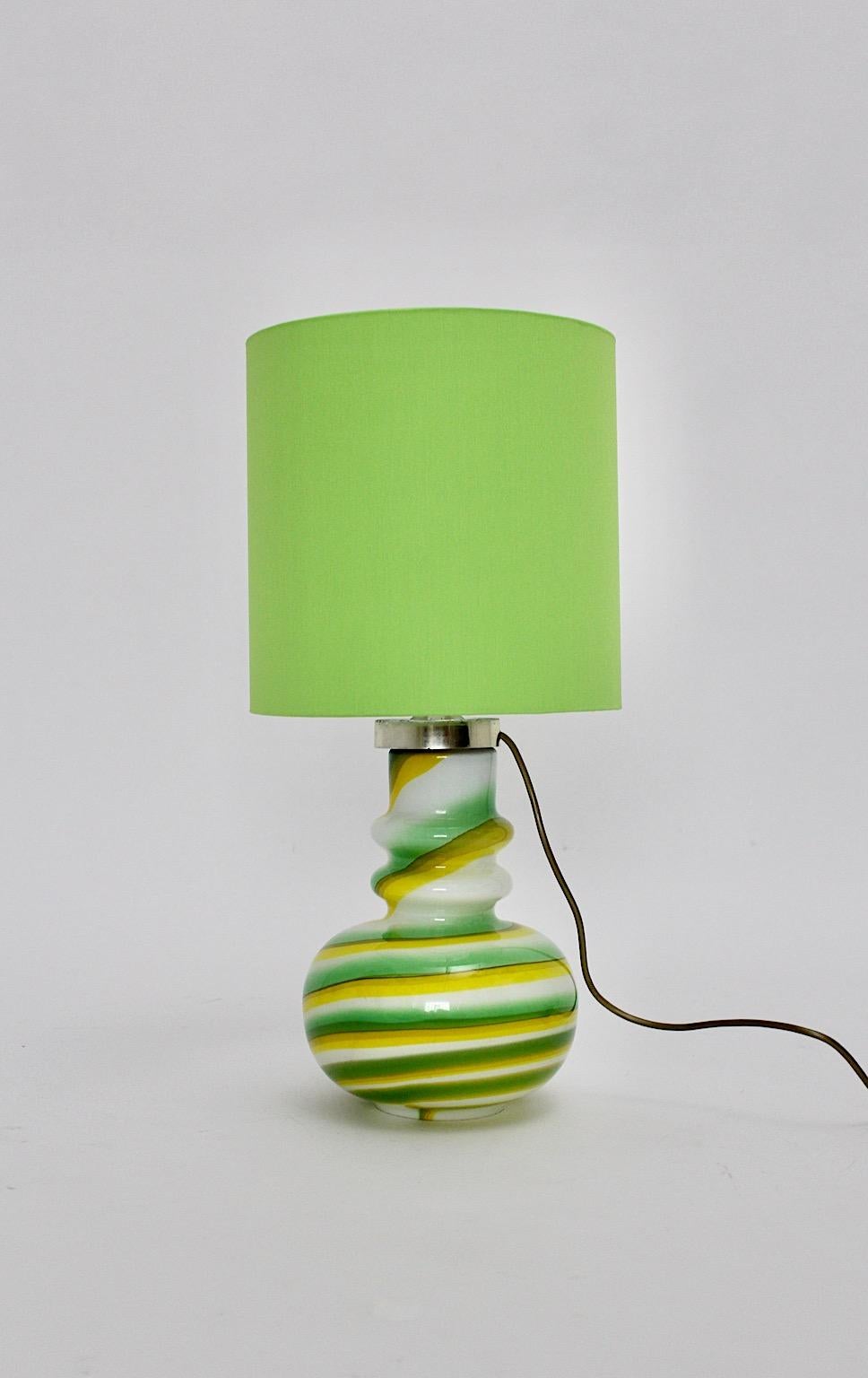 Glass Green Yellow White Vintage Space Age Table Lamp, 1960s, Italy For Sale 1