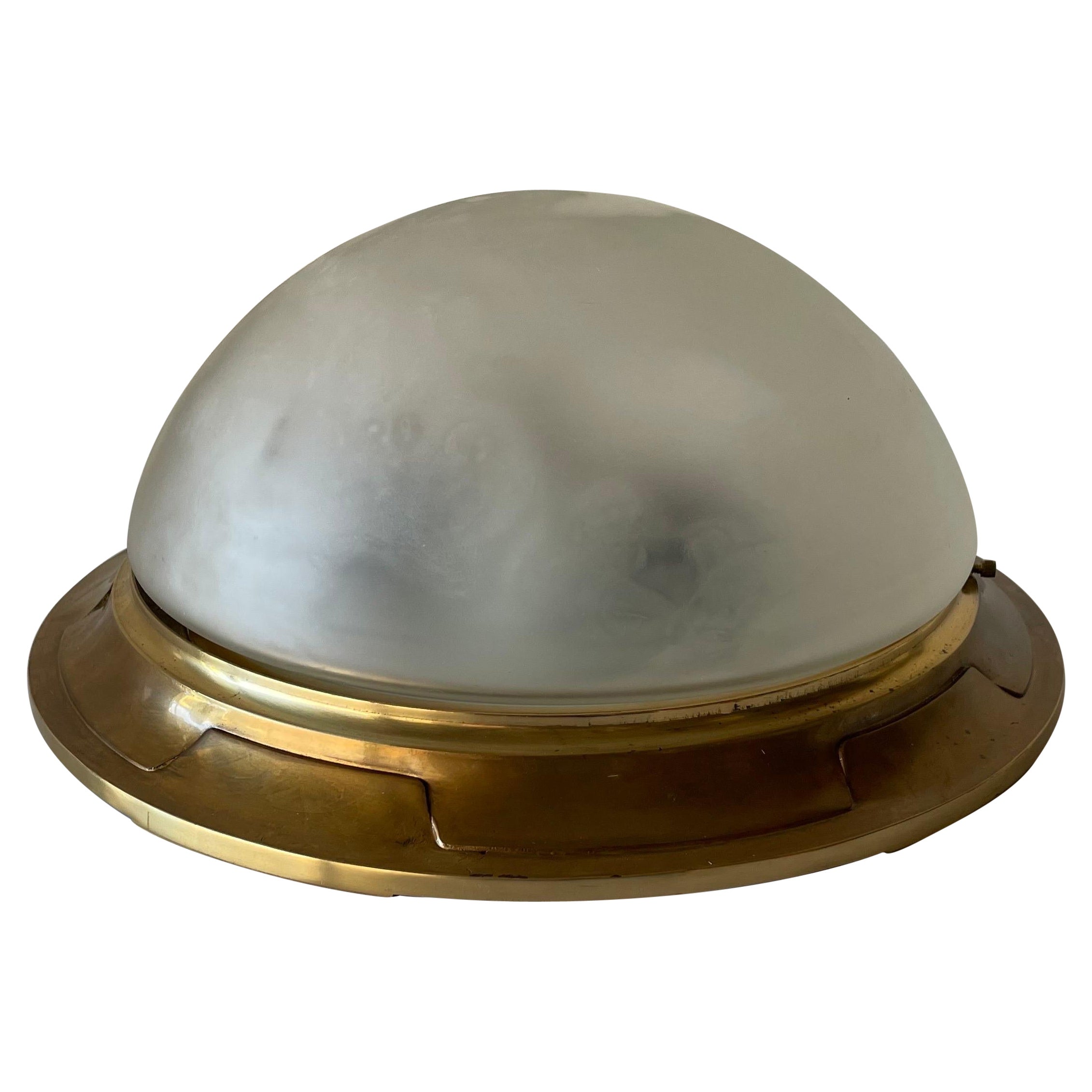 Lampada da soffitto o da parete con base in vetro e ottone pesante di Dep Lamp Art, 1960, Italia