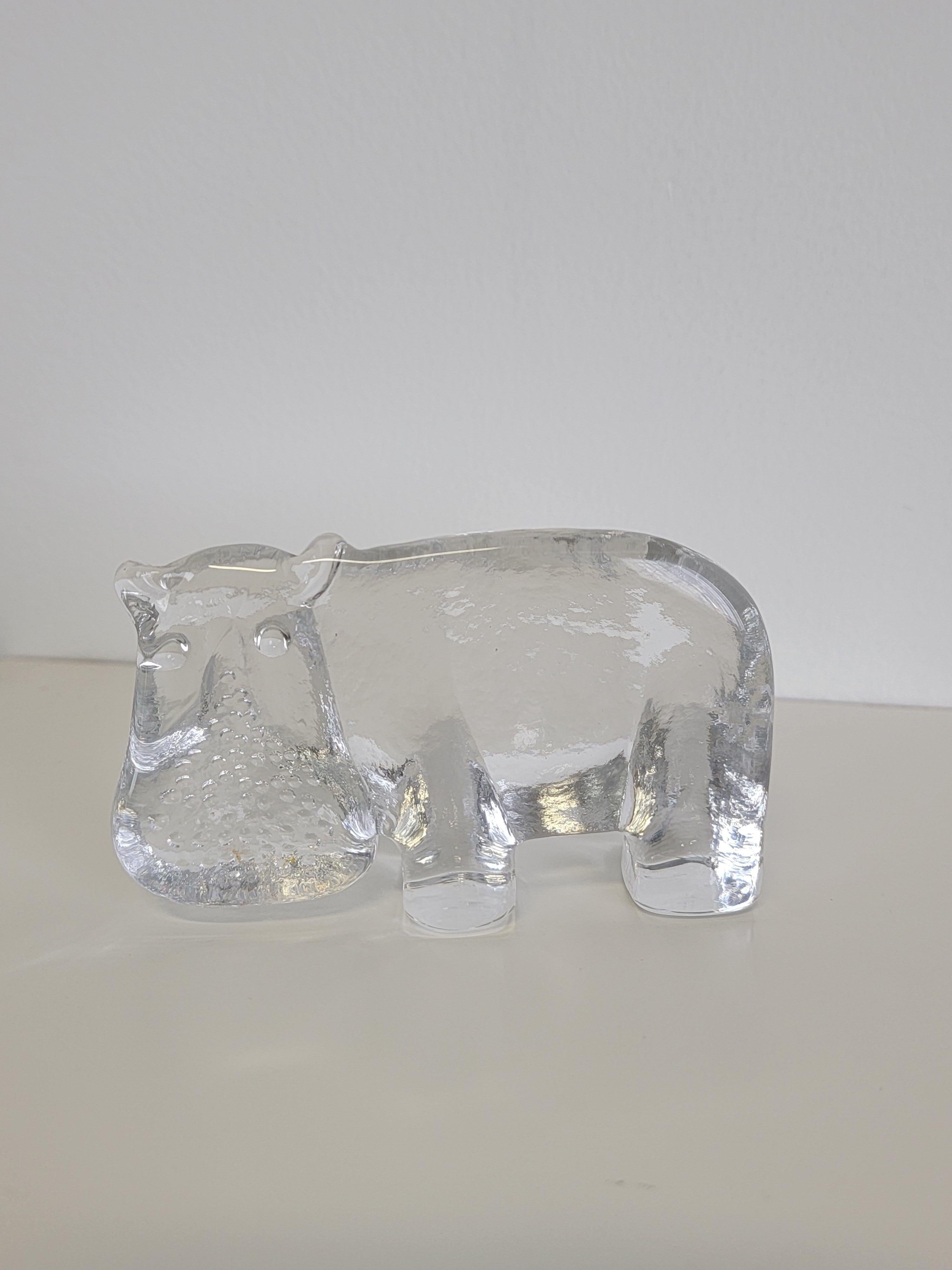 Hippopotamus Briefbeschwerer aus Glas von Bertil Vallien für Kosta Boda  (Sonstiges) im Angebot