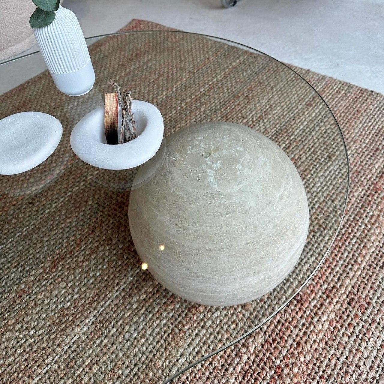 XXIe siècle et contemporain Table basse en verre et travertin italien - Table basse en pierre naturelle en vente