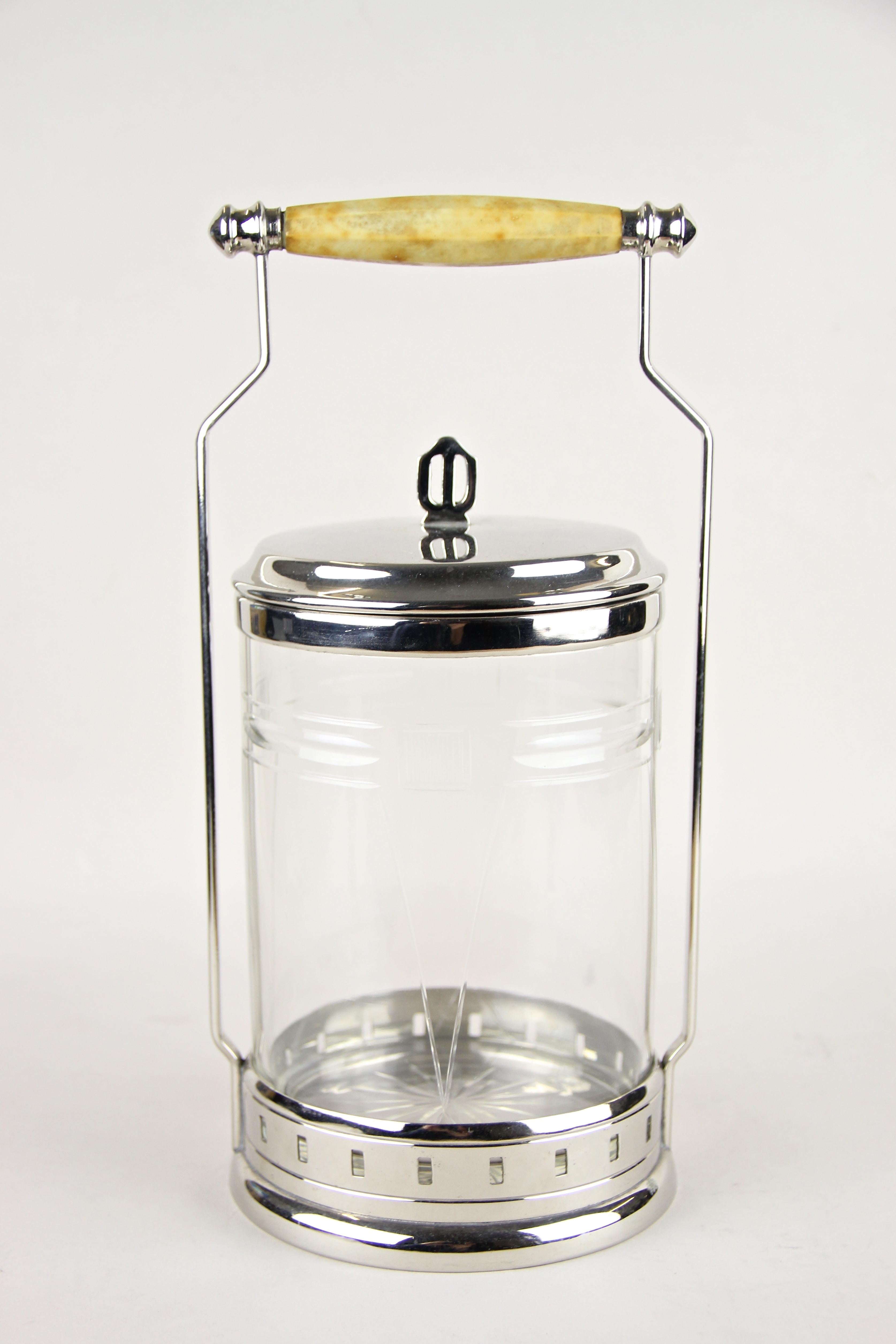 Beautiful glass jar with lid coming out of Austria from the Art Nouveau period, circa 1910. This pleasing glass jar was normally used for storing sweets/ confectionery but it can also be multiple used: for example your coffee or simple as a nice
