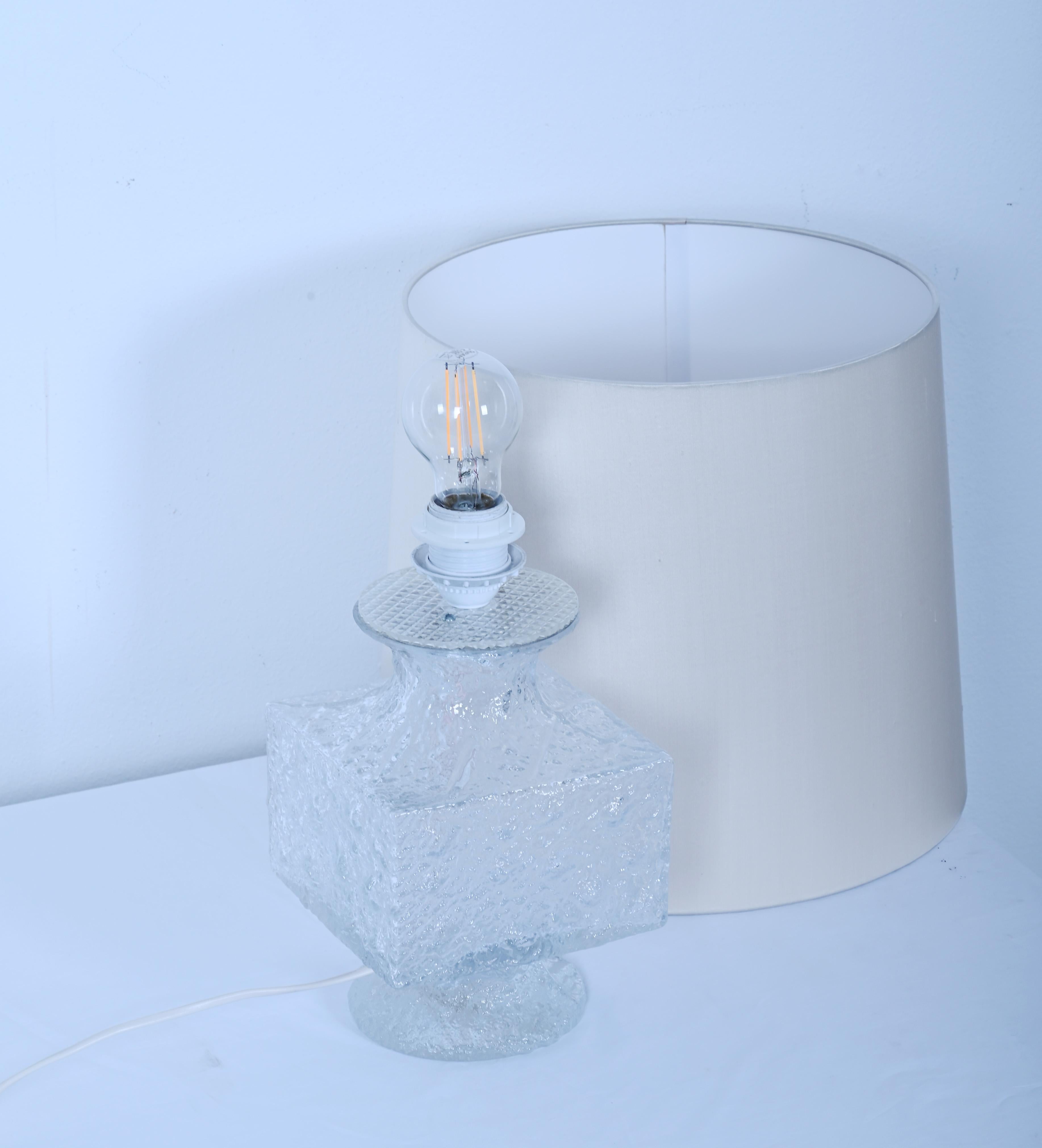 Lampe en verre de Timo Sarpaneva en vente 1