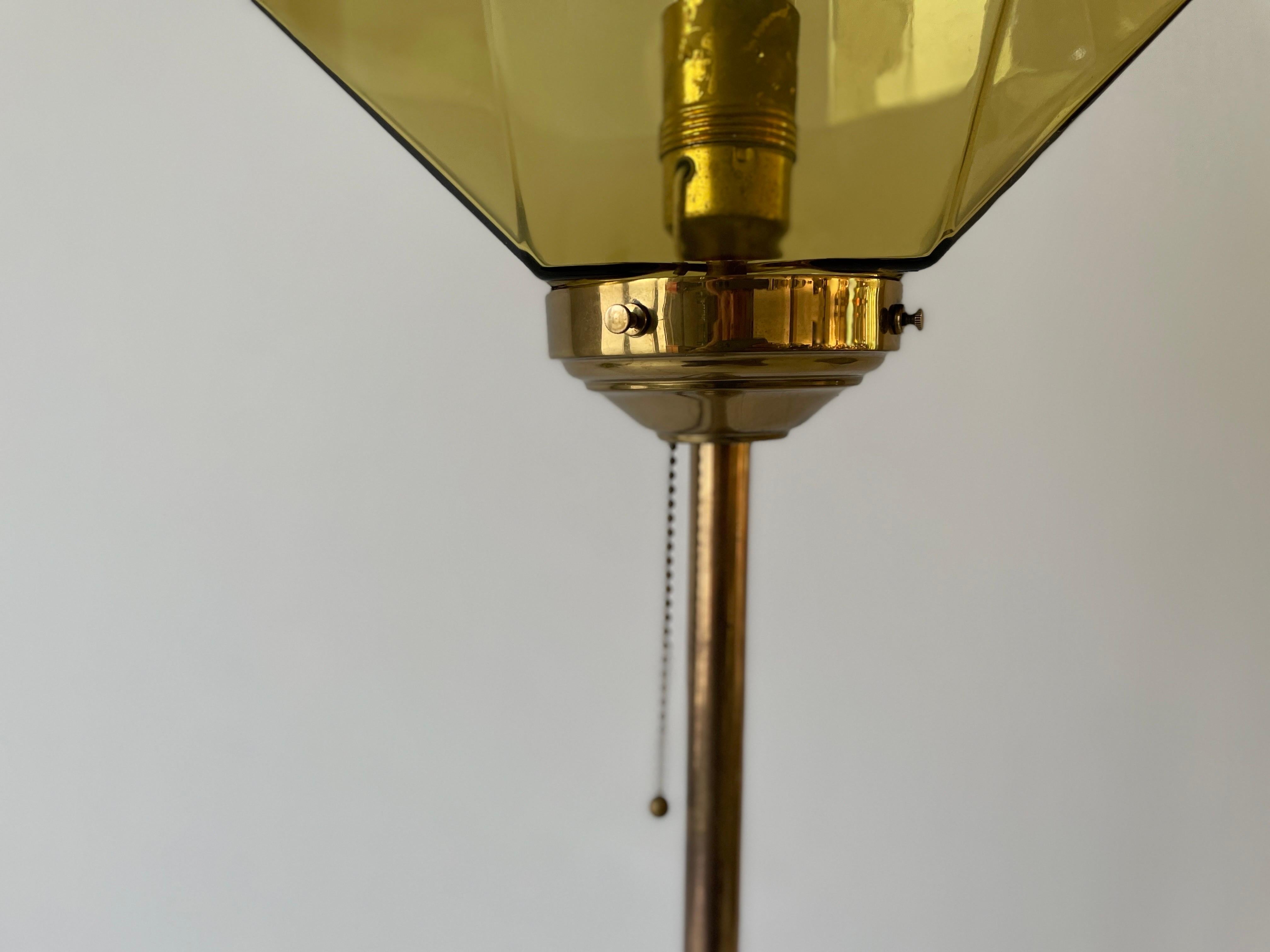 Glass Lampshade and Brass Body Floor Lamp by Bergboms, 1960s, Sweden In Good Condition For Sale In Hagenbach, DE