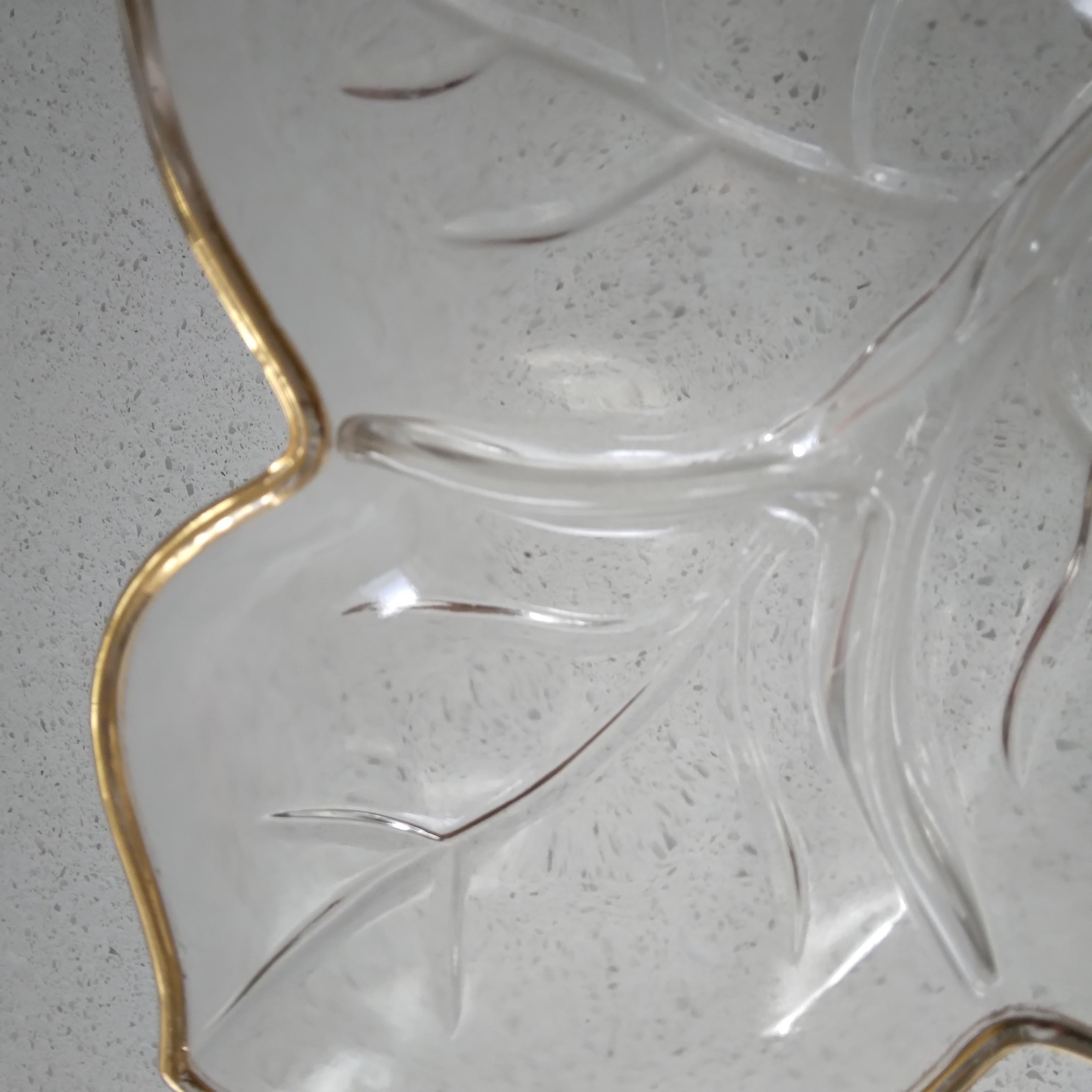 Glass Leaf Dish with Gold Rim - Three Sections In Fair Condition For Sale In Munster, IN