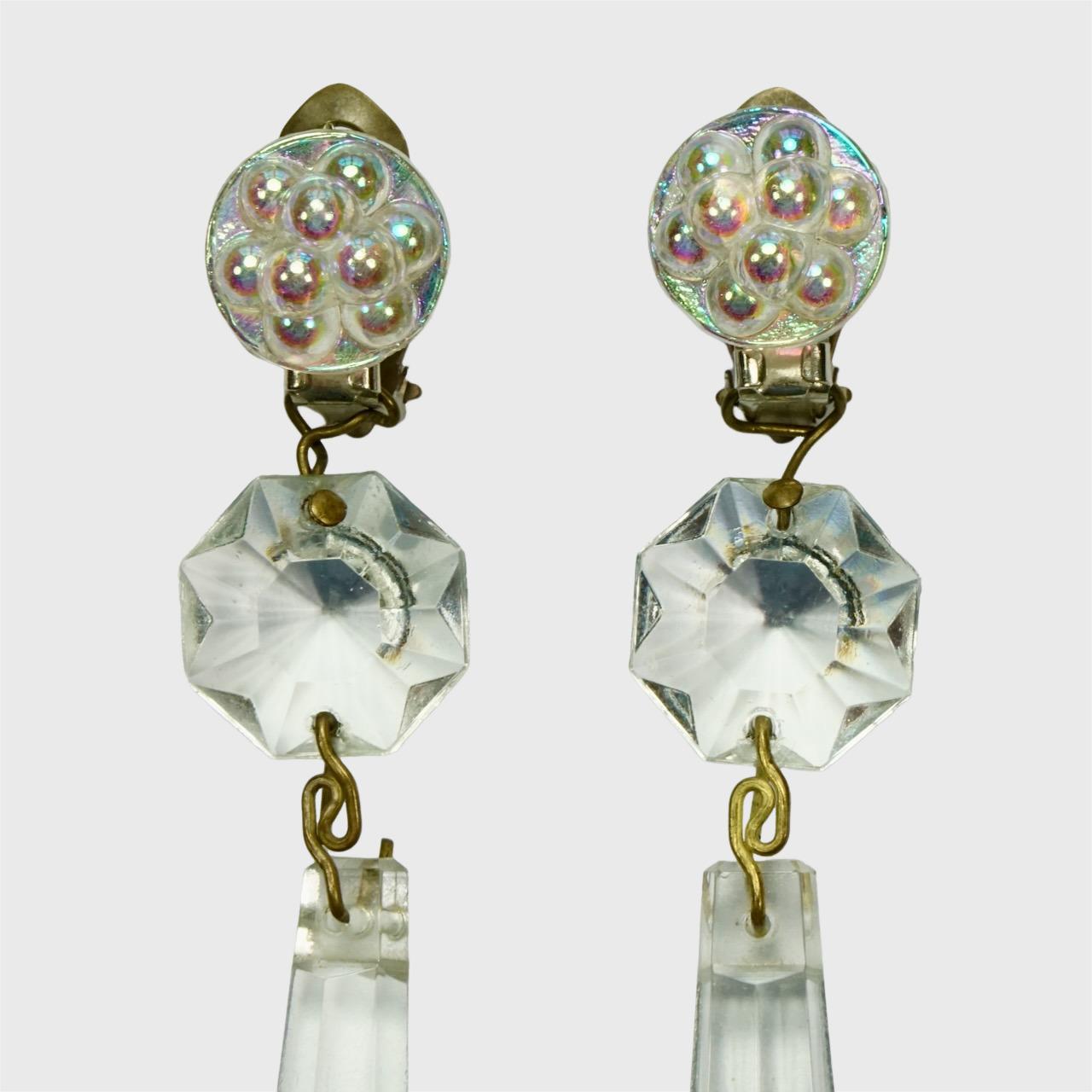 Boucles d'oreilles à clip en verre avec pointes Aurora Borealis Bon état - En vente à London, GB