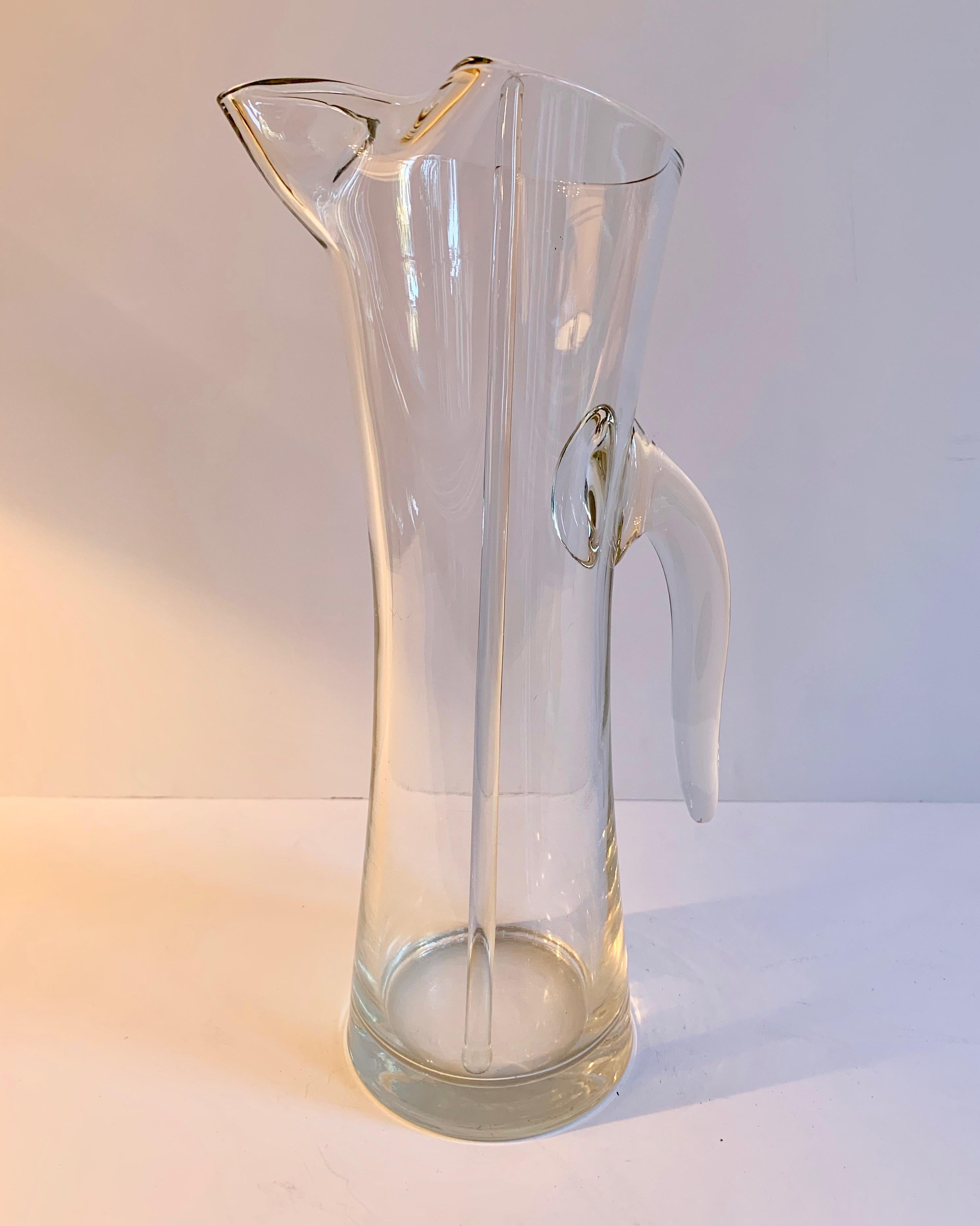 glass pitcher with stirrer