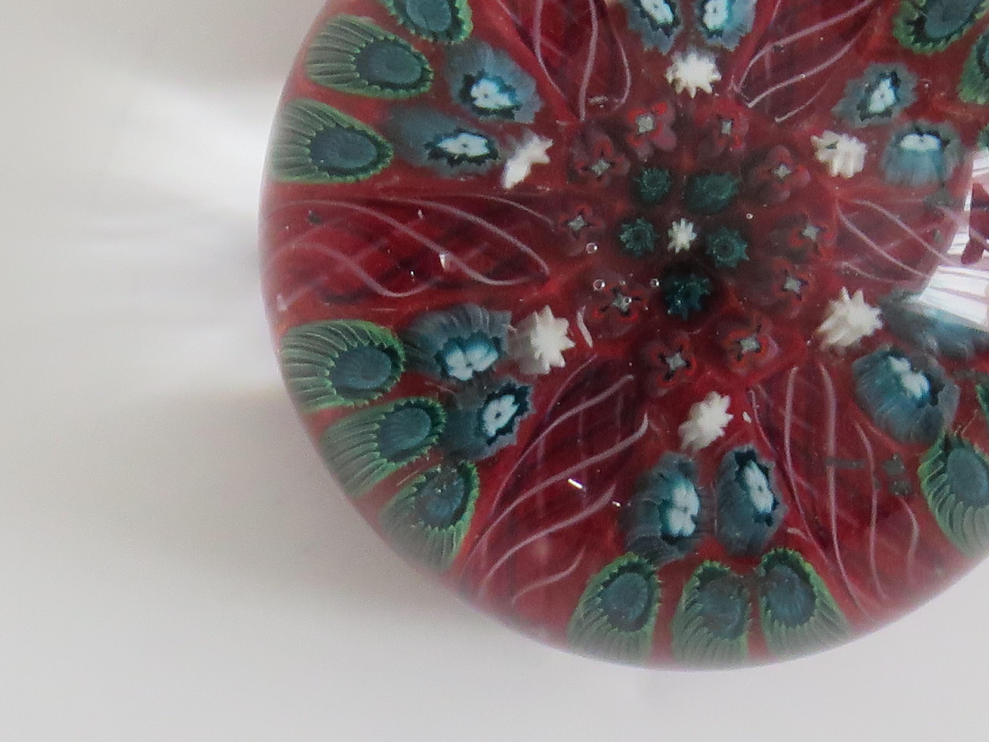 Vetro Fermacarte in vetro Millefiori Vasart soffiato a mano, Scozia 1960 circa in vendita