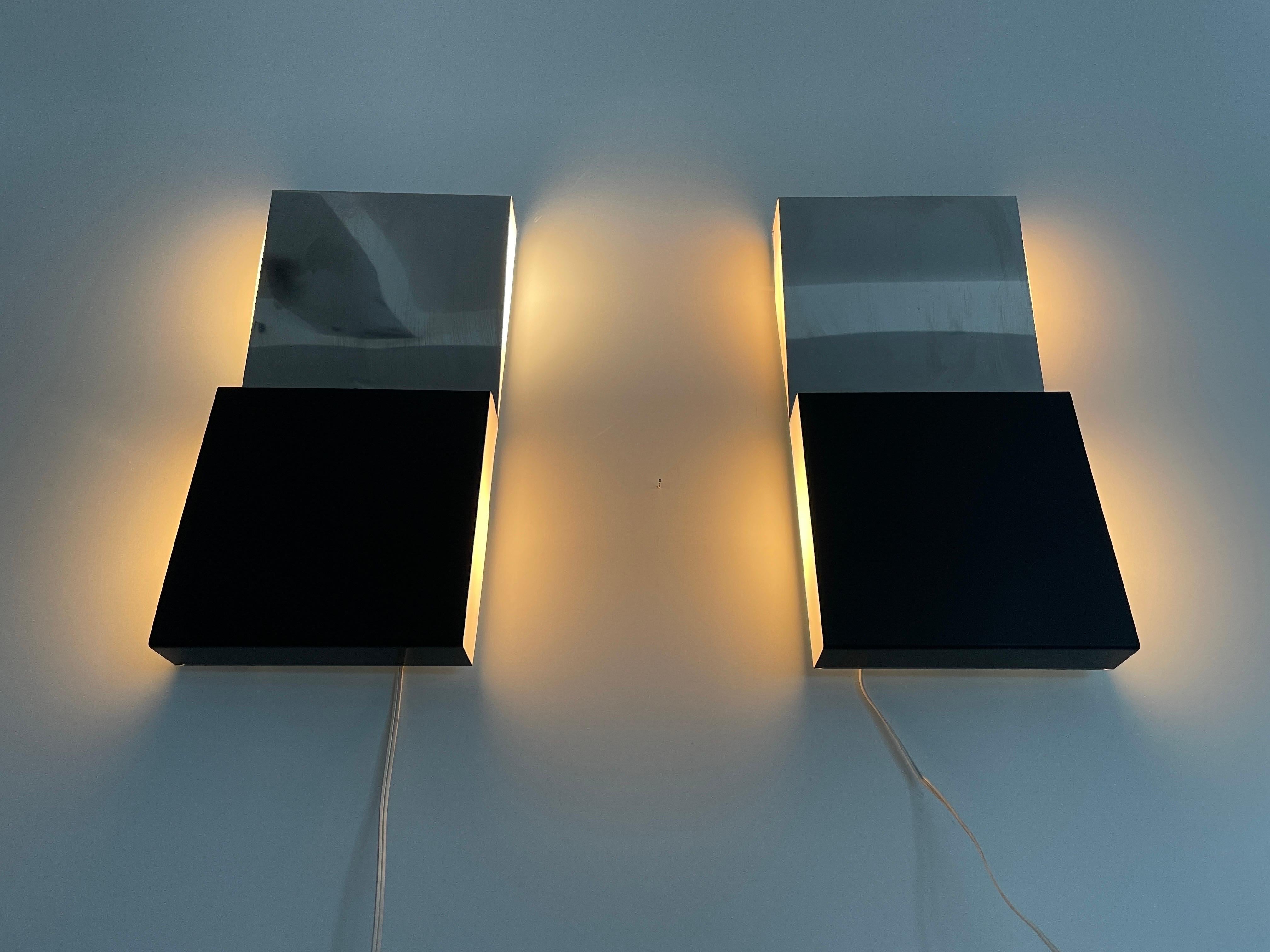 Paar Wandleuchter aus Glas und Aluminium, 1960er Jahre, Italien im Angebot 5