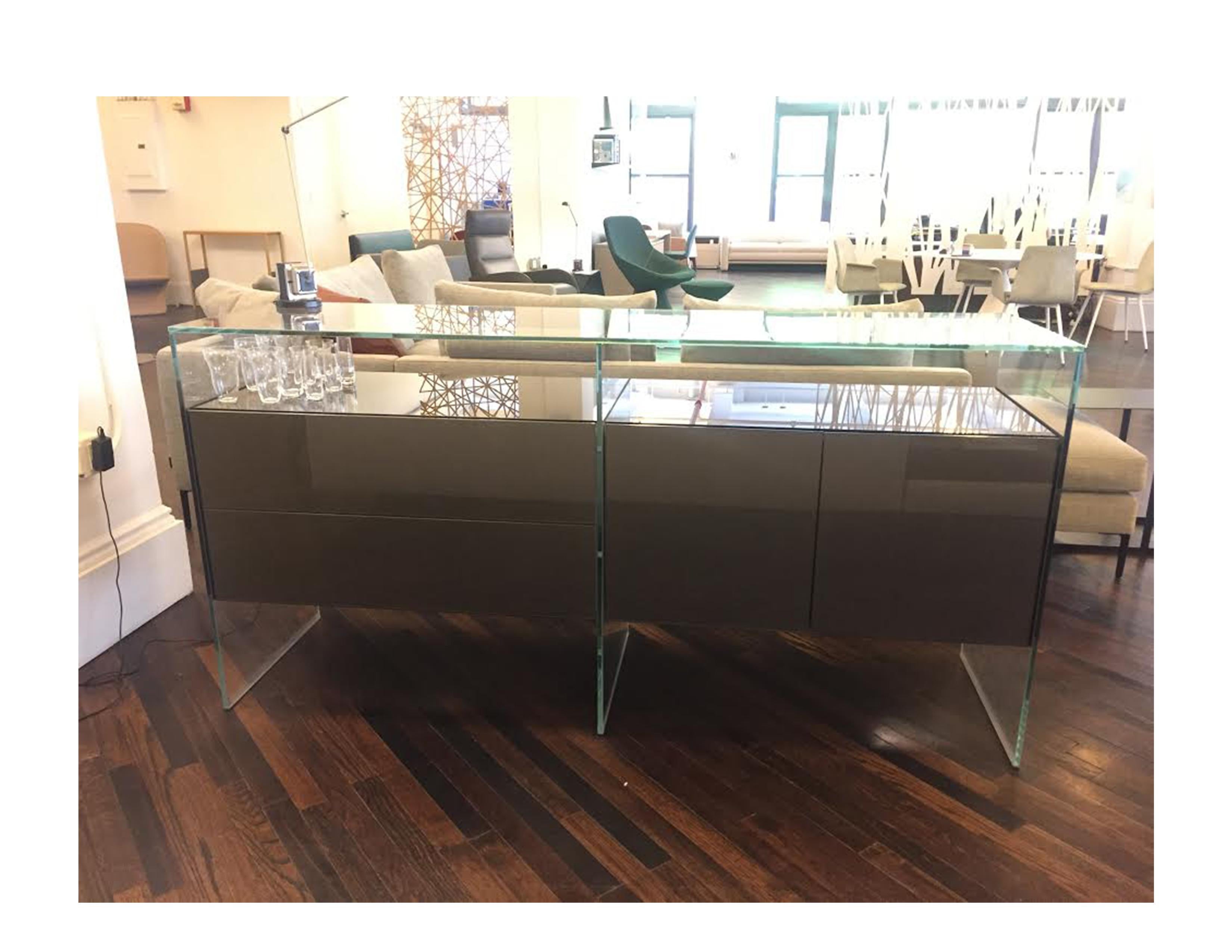 Gallotti & Radice Glass Modular System Air Unit Storage In Excellent Condition In New York, NY