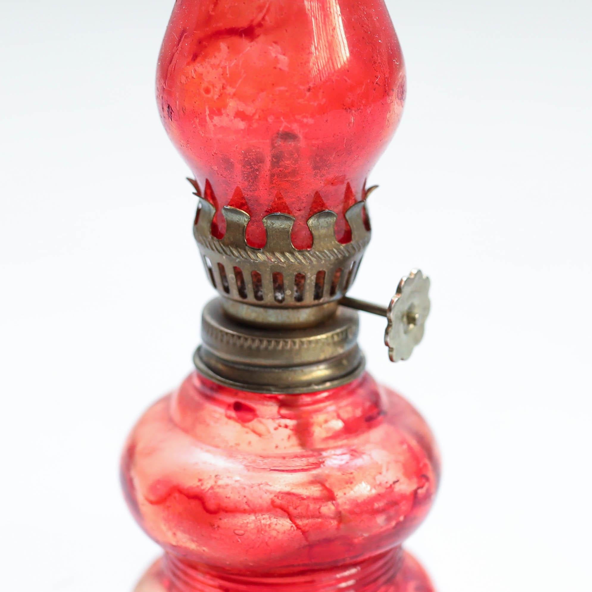 Lampe à huile en verre, vers 1950  en vente 1