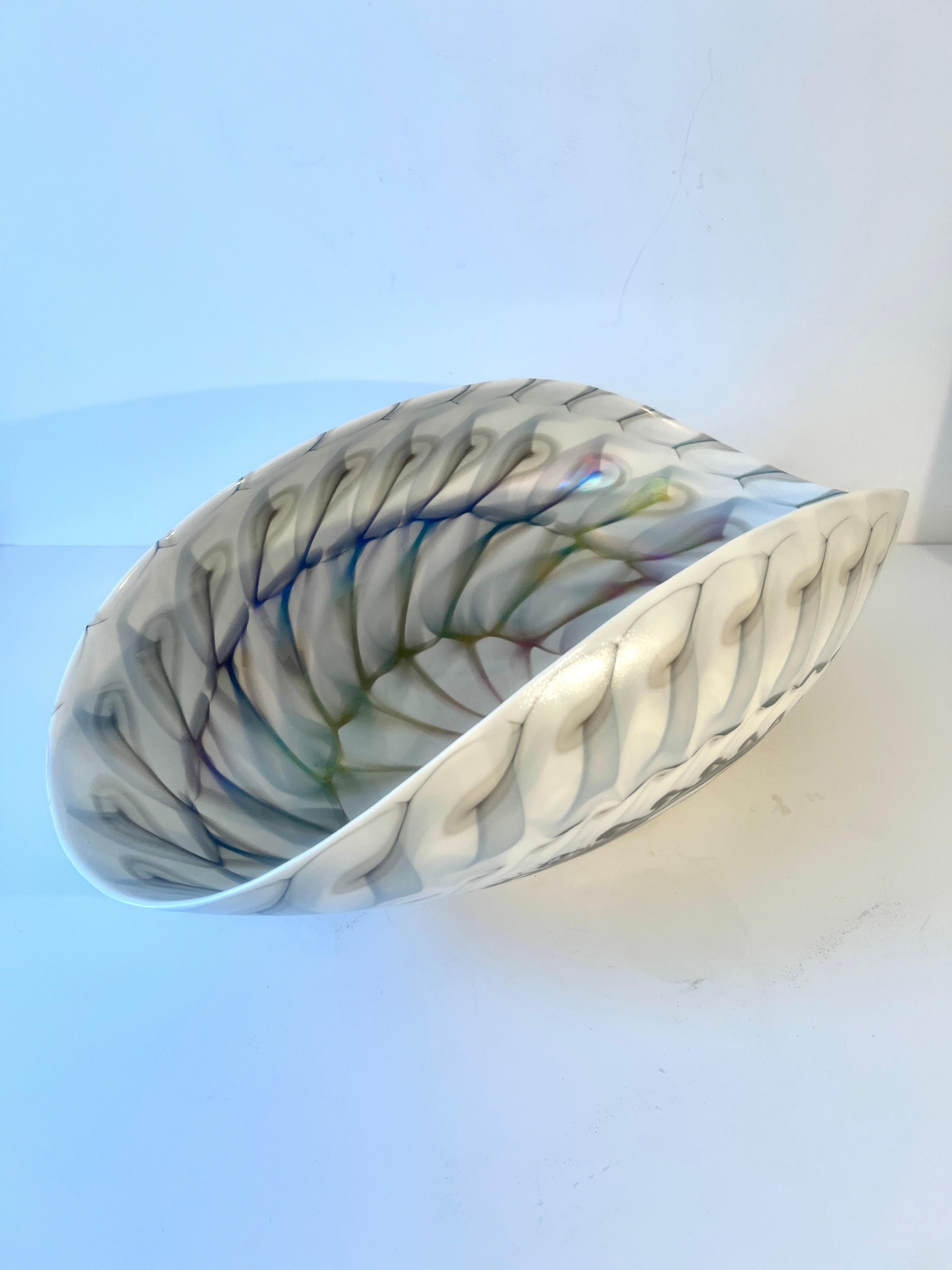 Glass or Porcelain Decorative Bowl with Shell Like Design In Good Condition For Sale In Los Angeles, CA