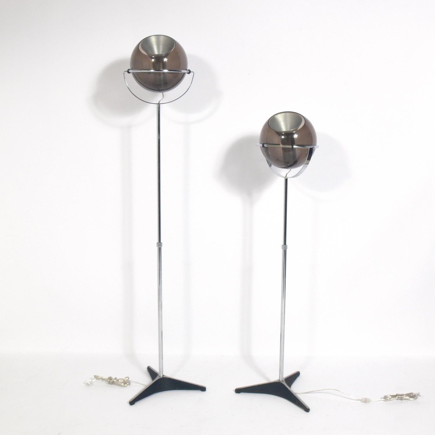 Glass Orb Floor Lamps by Frank Ligtelijn for RAAK In Good Condition For Sale In Atlanta, GA