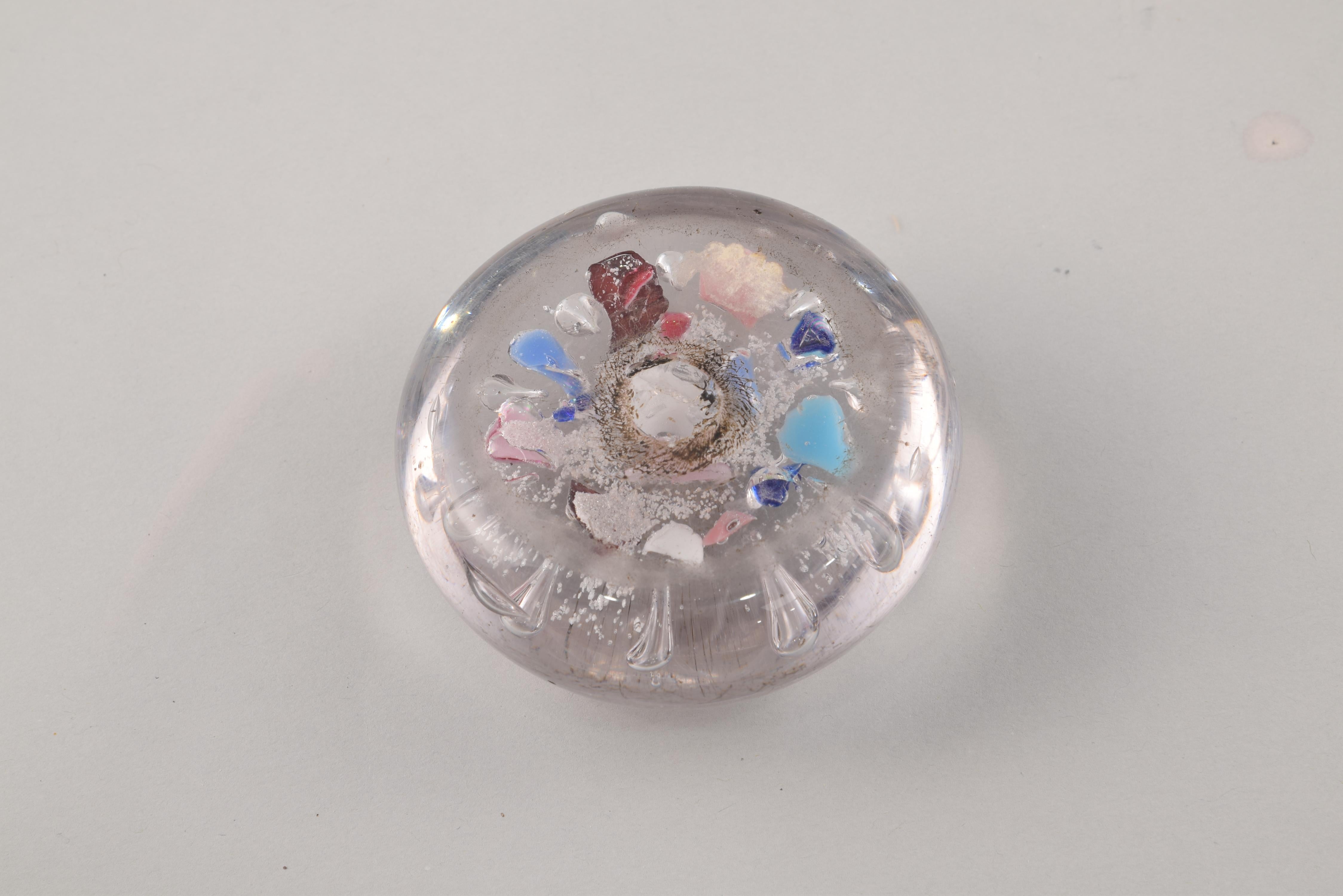 Glass Paperweight 'Price Per Unit' For Sale 11