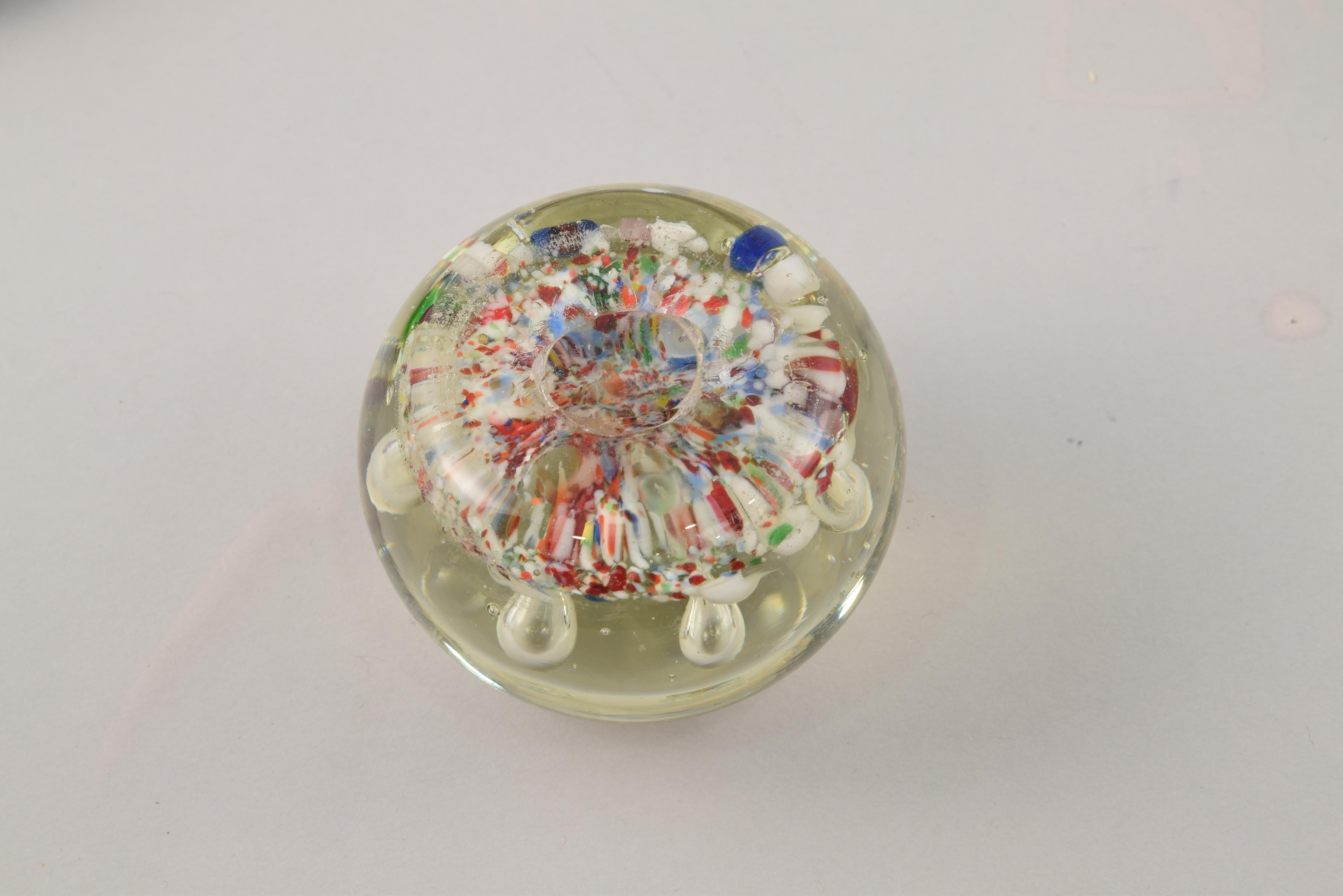 Glass Paperweight 'Price Per Unit' For Sale 12