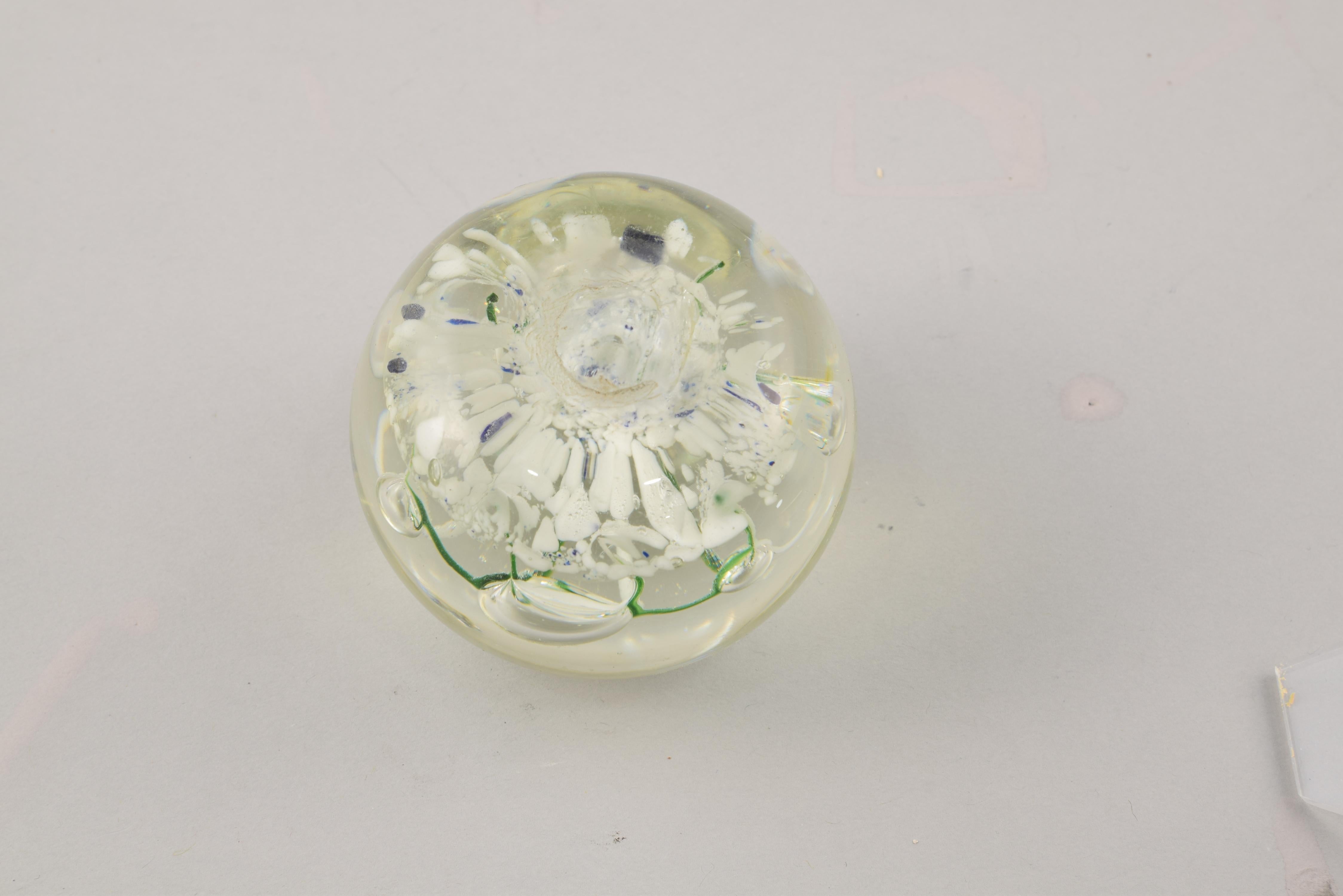 Glass Paperweight 'Price Per Unit' For Sale 2