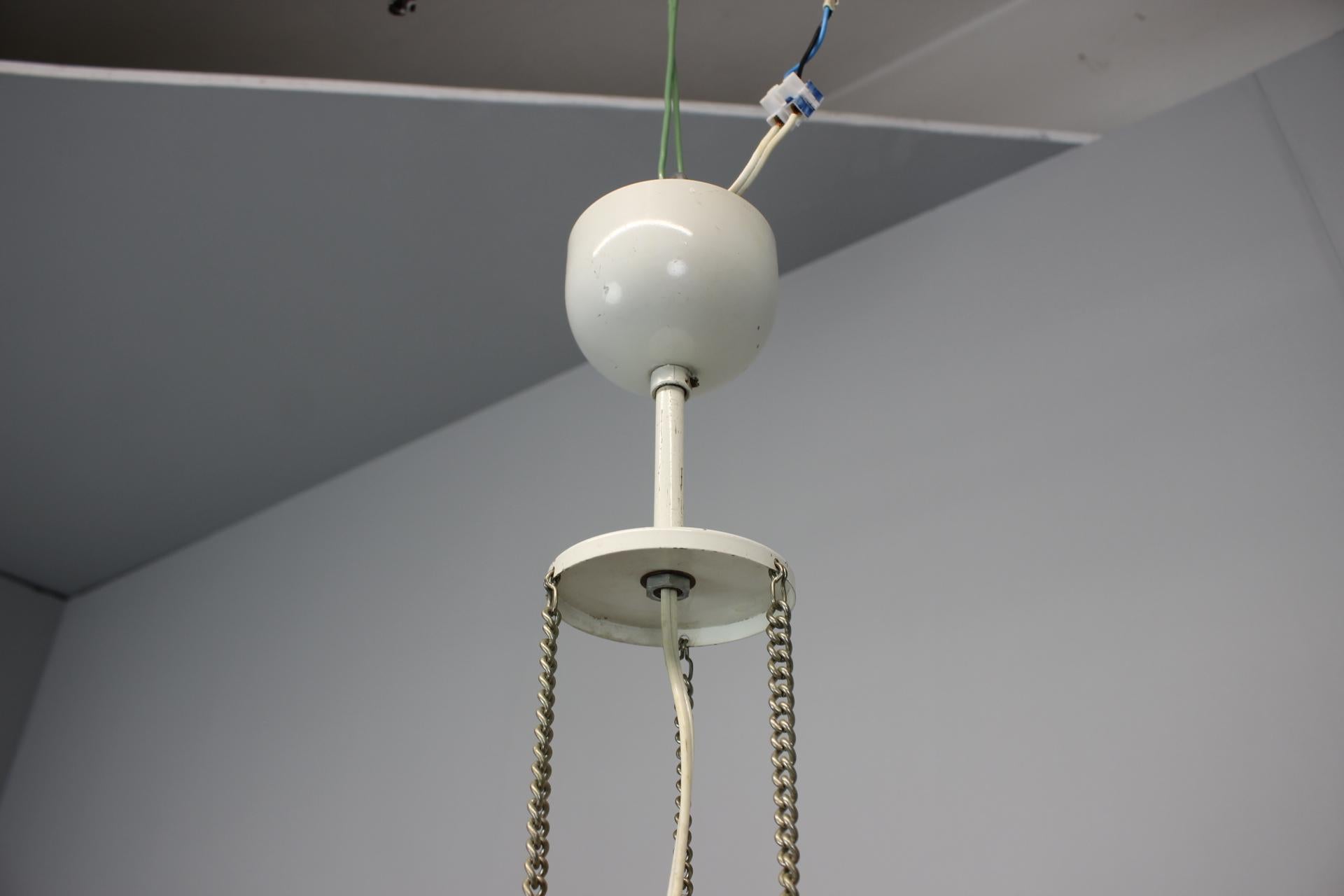 Fine XX secolo Ciondolo in vetro di Napako, anni '70 in vendita