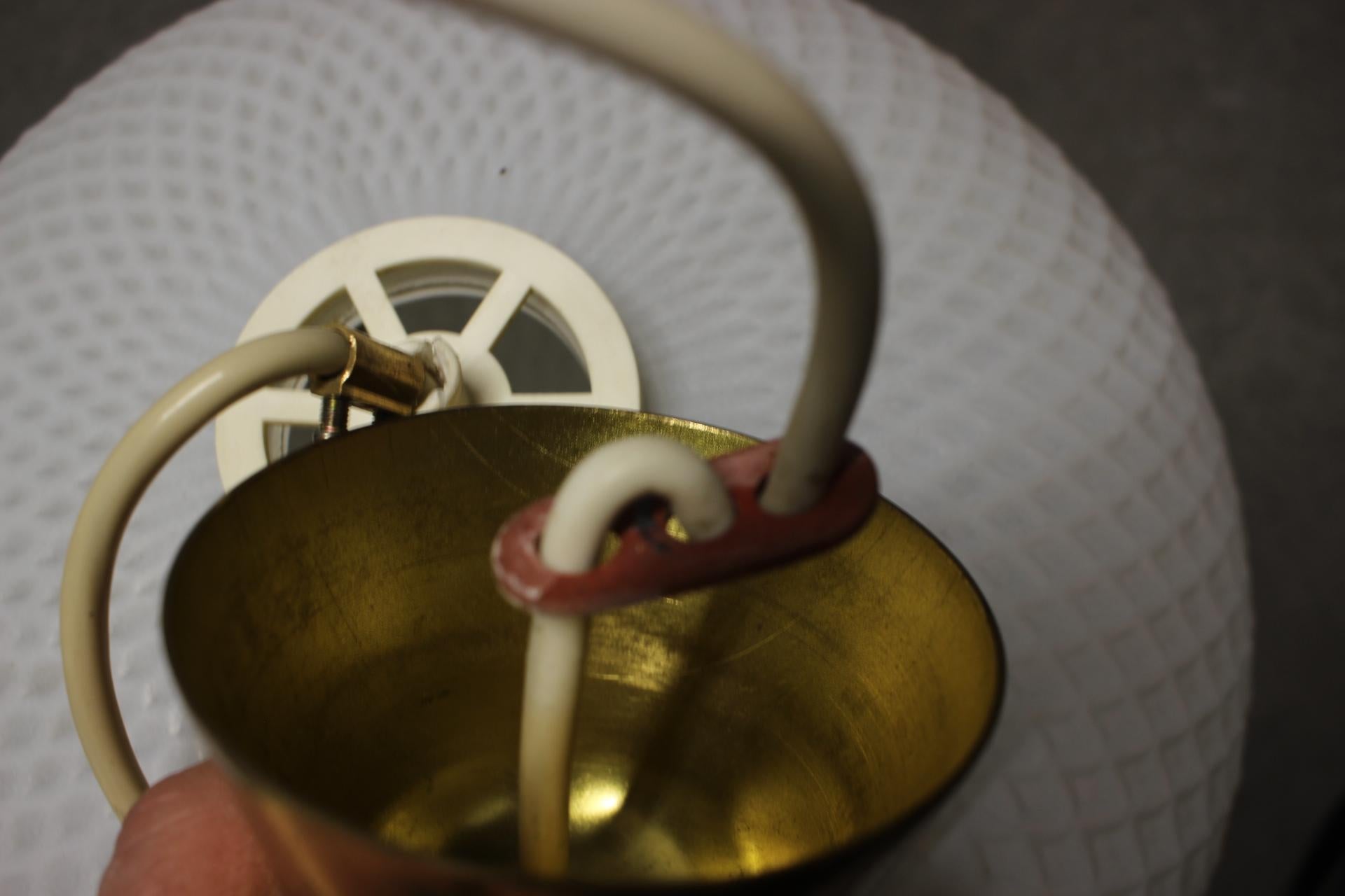 Pendentif en verre Tchécoslovaquie, 1970 en vente 4