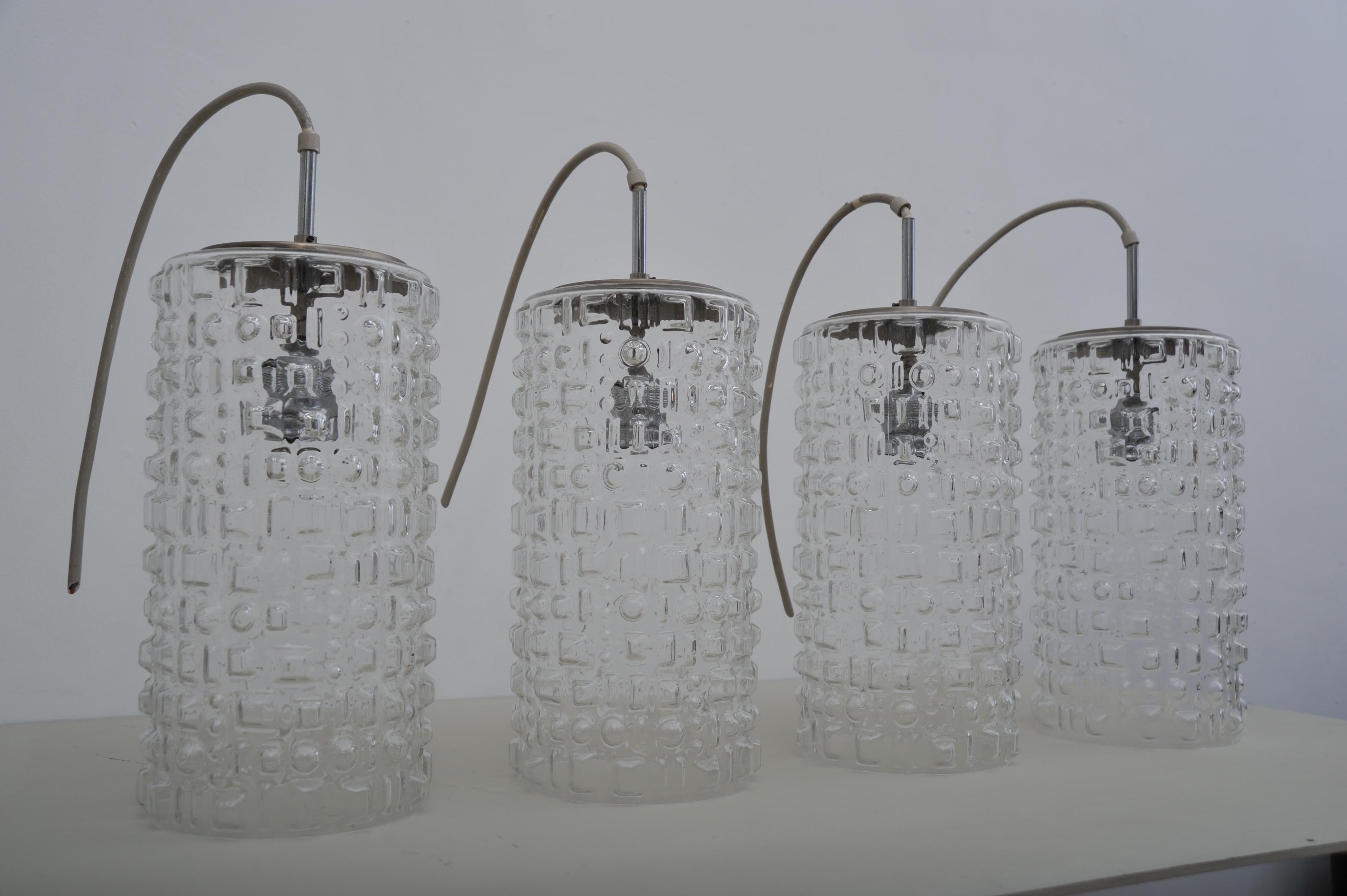 Lampada a sospensione in vetro di Peill & Putzler (anni '50) in vendita 1