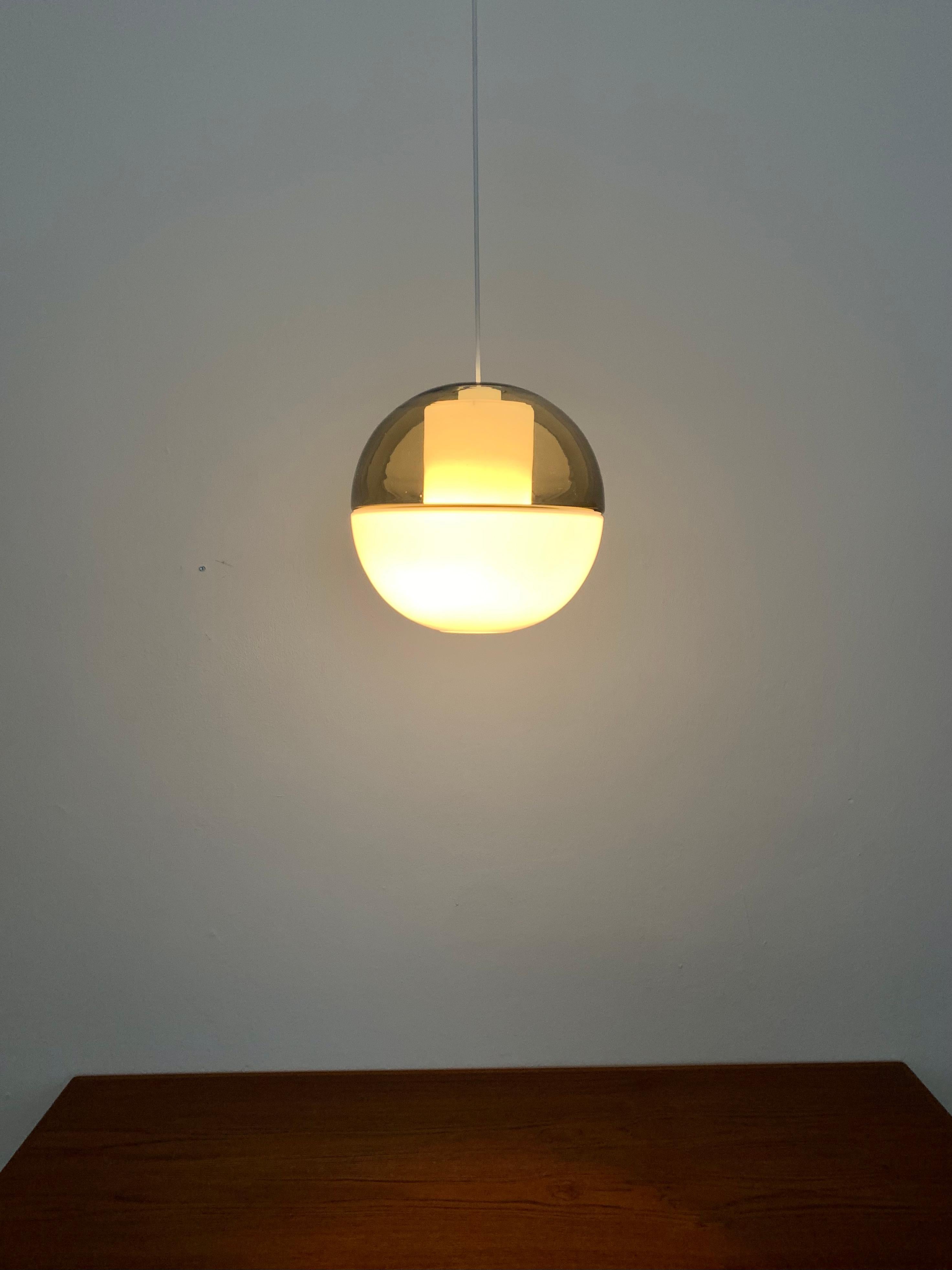 Glass Pendant Lamp by Wilhelm Wagenfeld for Peill and Putzler For Sale 3