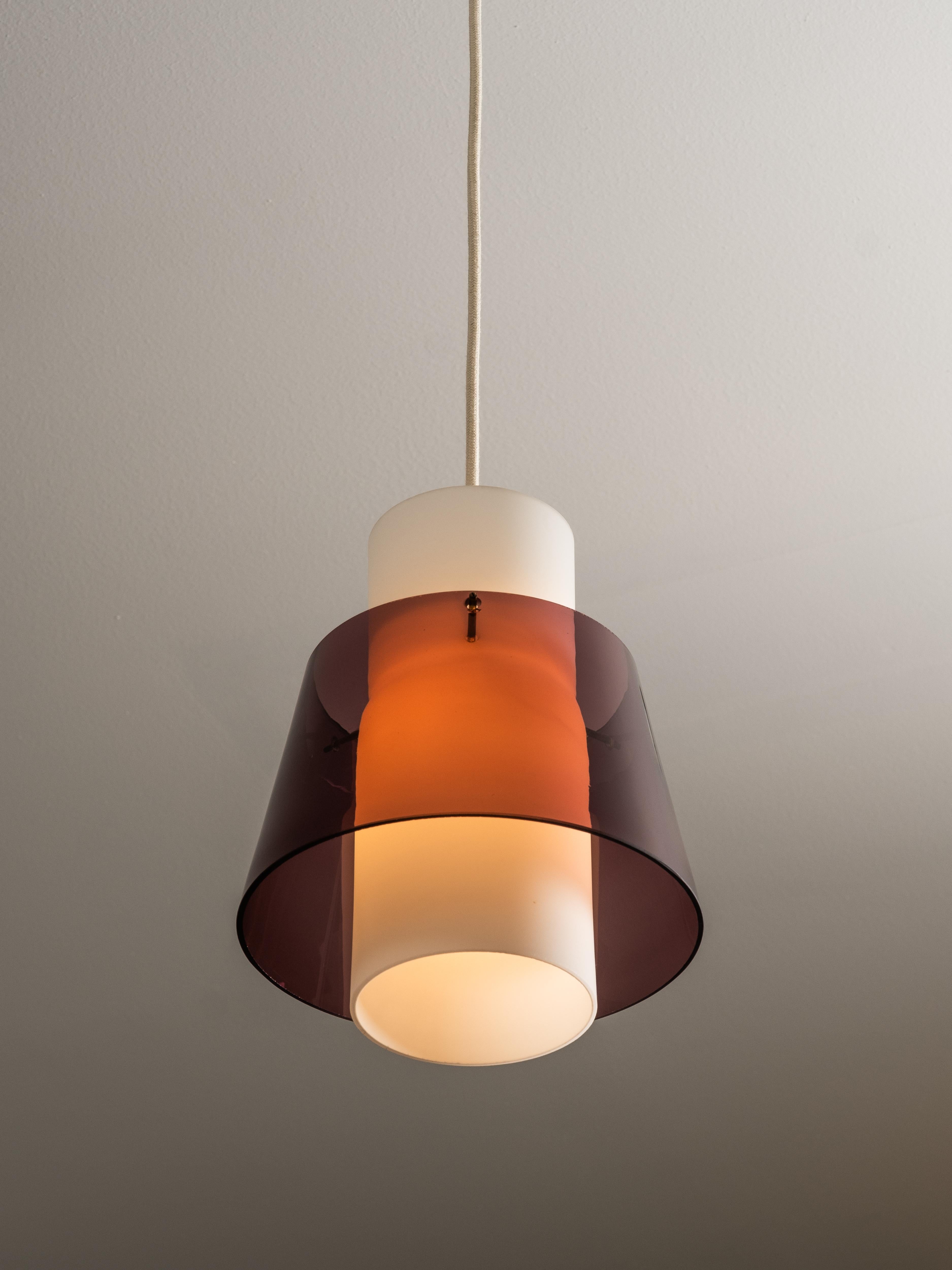 Scandinavo moderno Lampada a sospensione in vetro, Stockmann, Finlandia, anni '50 in vendita