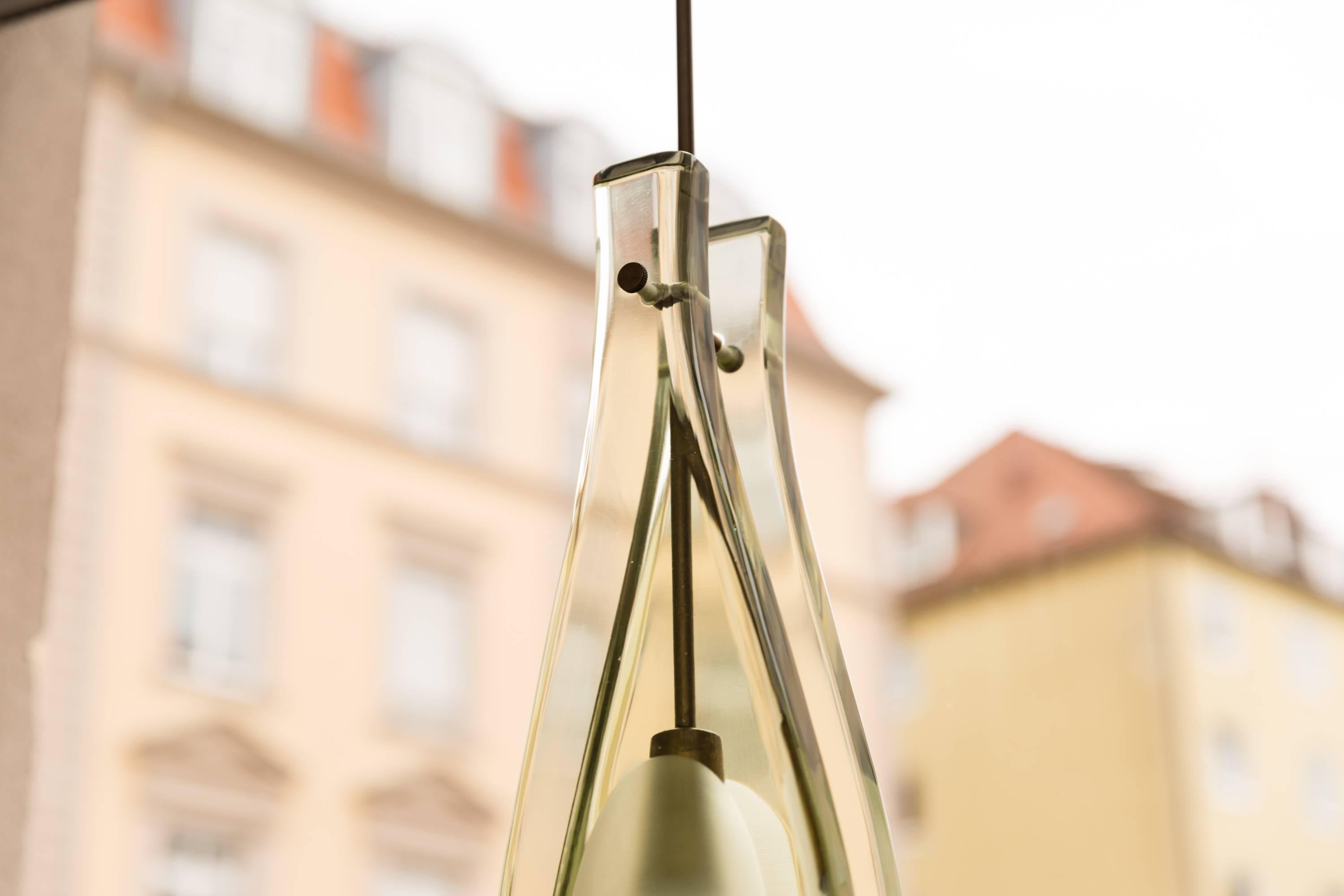 Glass Pendent by Fontana Arte, Max Ingrand Model 2259, Italy, circa 1960 For Sale 2