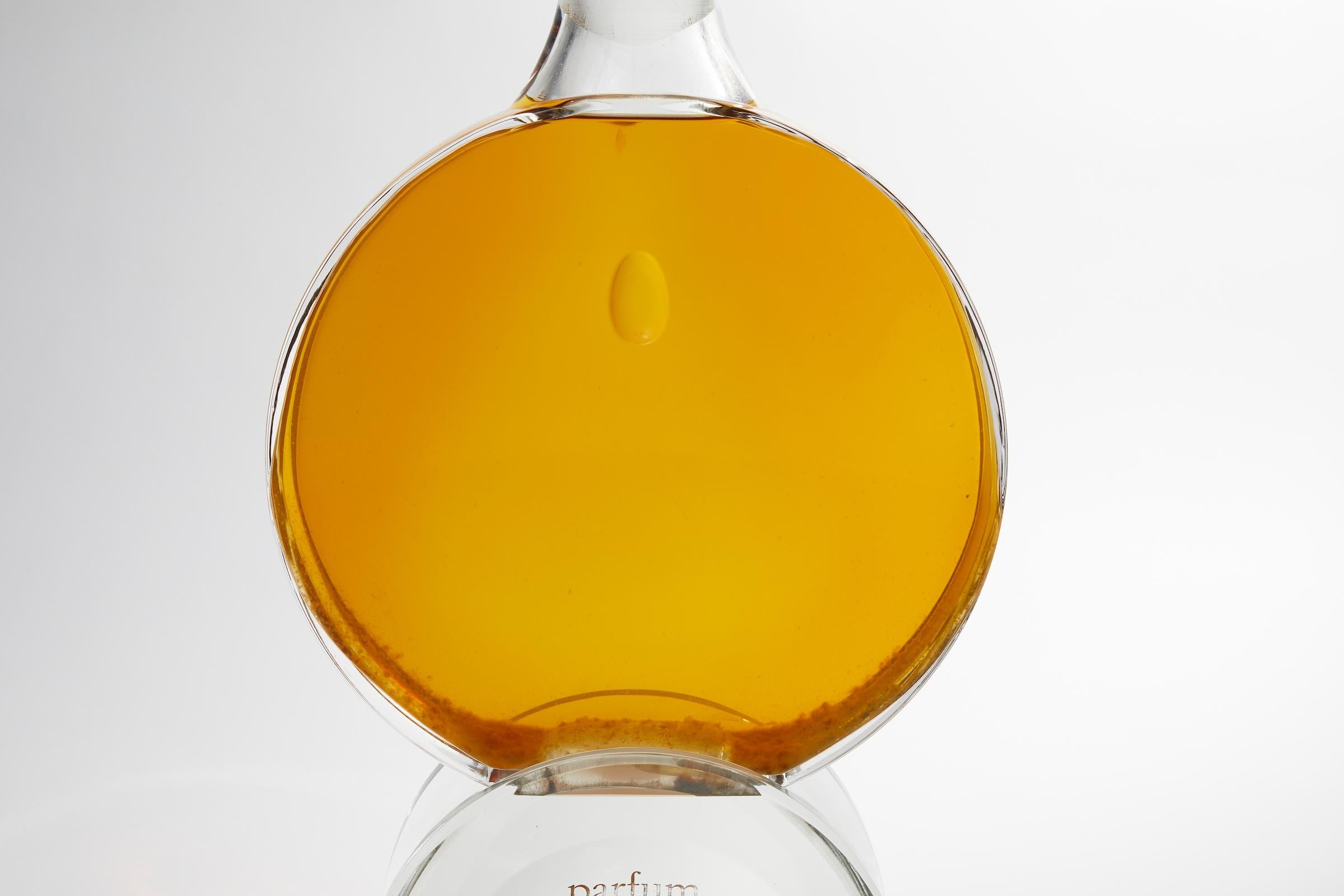 Parfümflasche aus Glas „Nahema“ von Guerlain im Zustand „Gut“ im Angebot in Montreal, QC