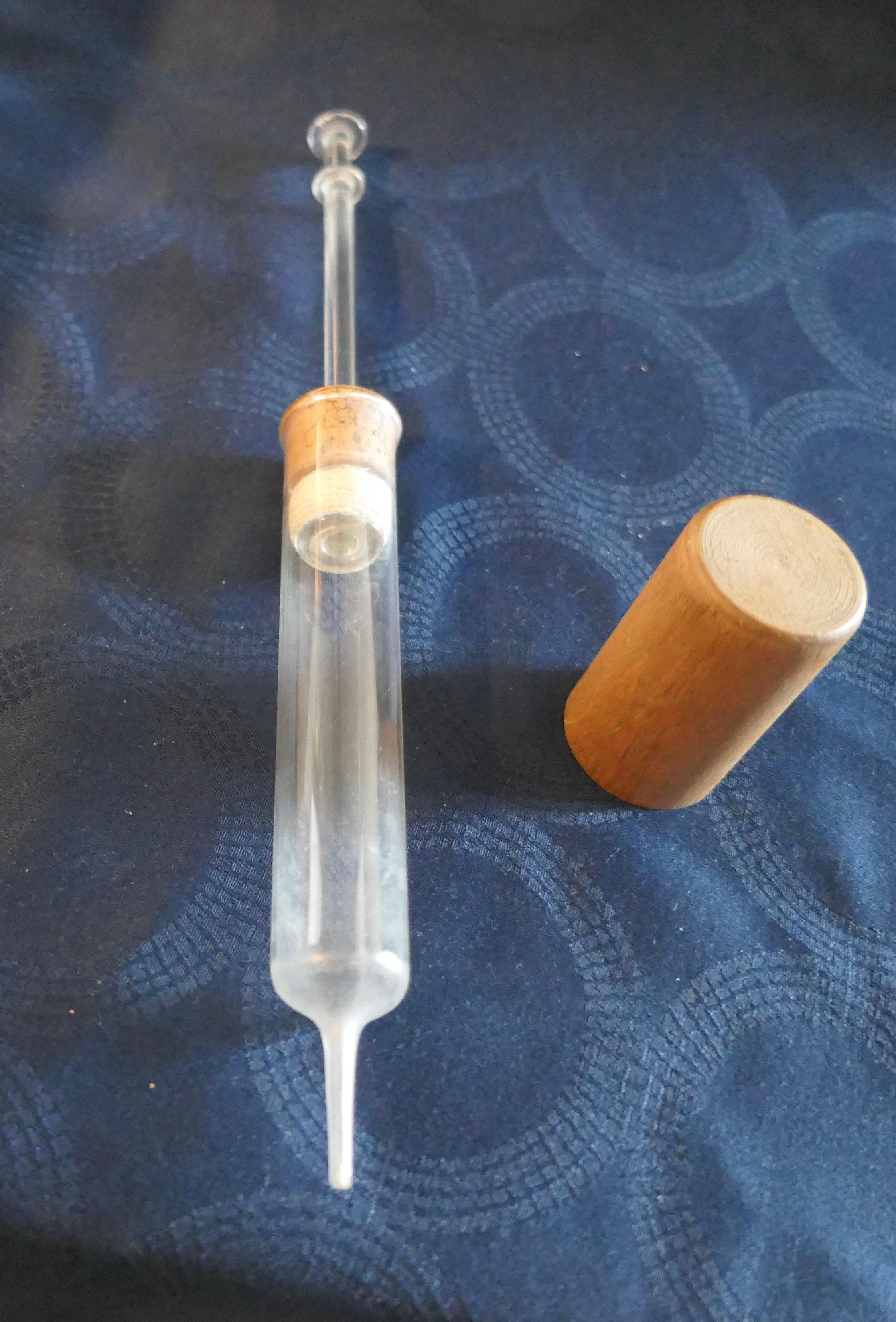 Glass Pharmacy Wound Syringe in Beech Case by Wm Toogood Ltd    For Sale 3