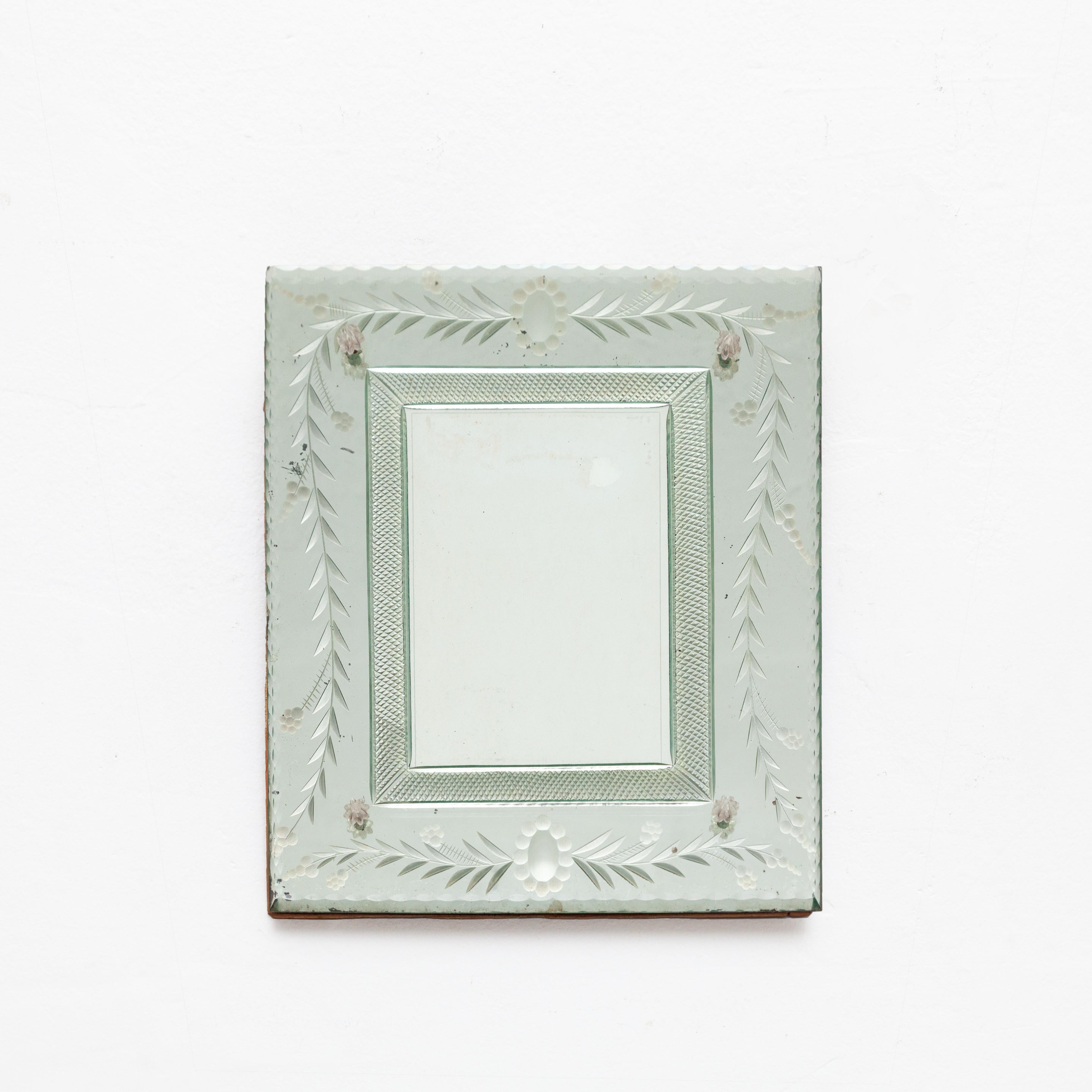 Mid-century glass picture frame.
Traditionally manufactured circa 1950.

In original condition with minor wear consistently of age and use, preserving a beautiful patina.

Material:
Glass.

 