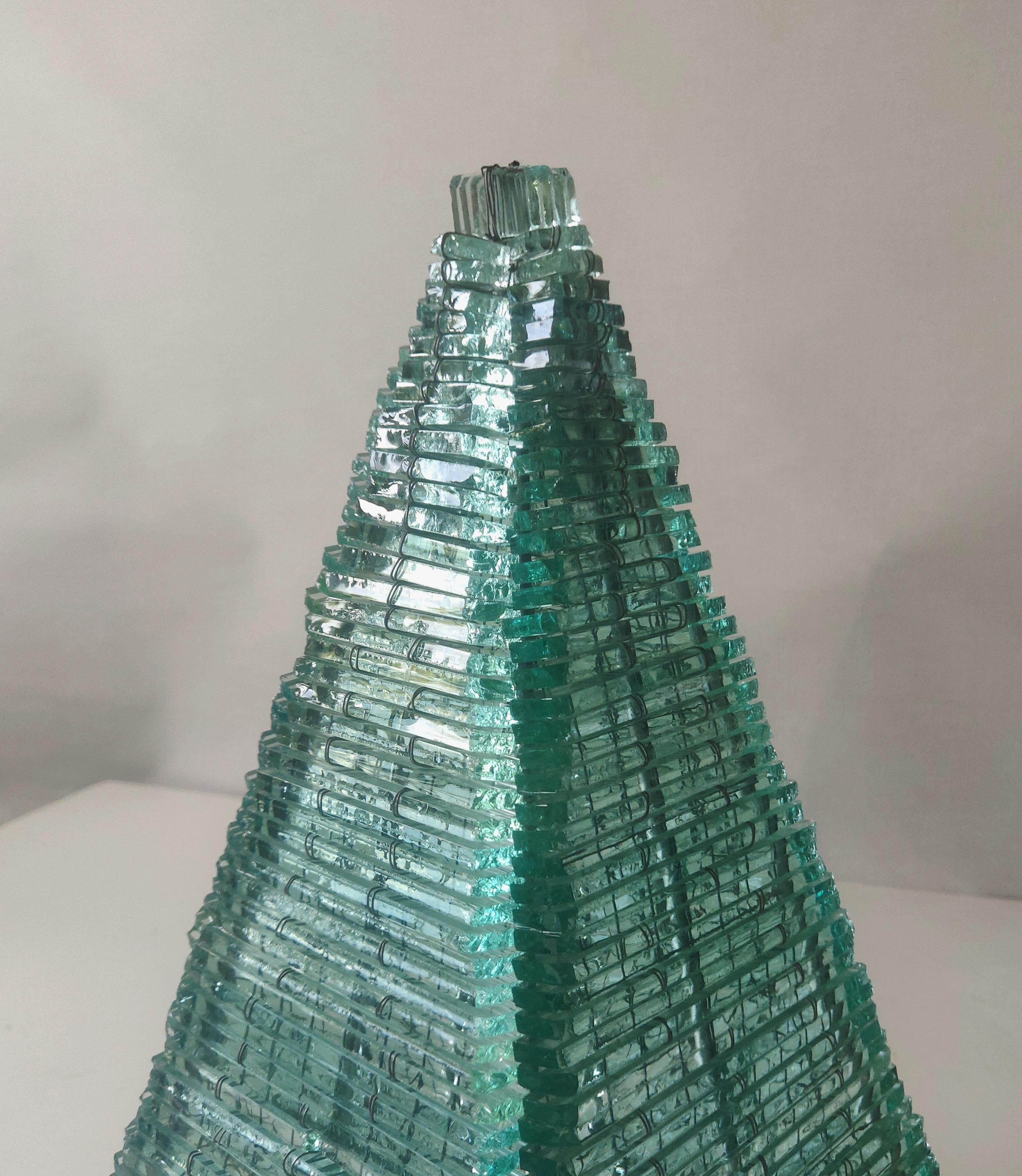 Glass Pyramid Sculptured Table Lamp France, 1970s For Sale 1