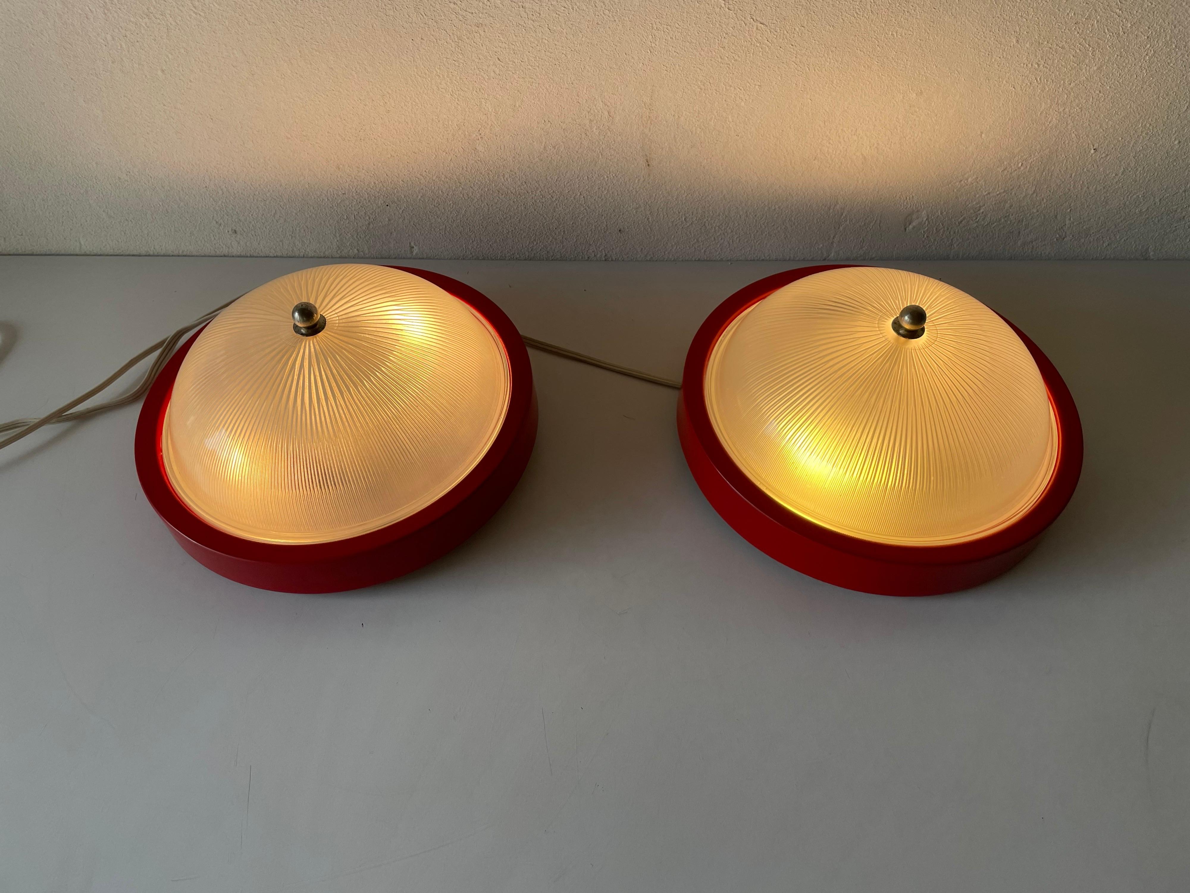 Glass Red Metal Base Pair of Sconces or Ceiling Lamps by Reggiani, 1970s, Italy For Sale 6