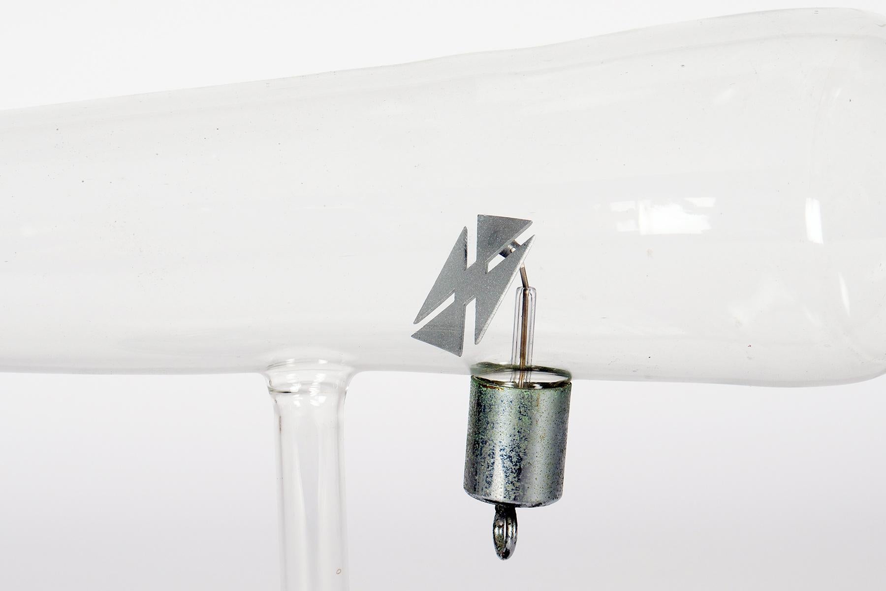 Glass scientific instrument: Crookes maltese cross tube, Italy 1900. For Sale 2