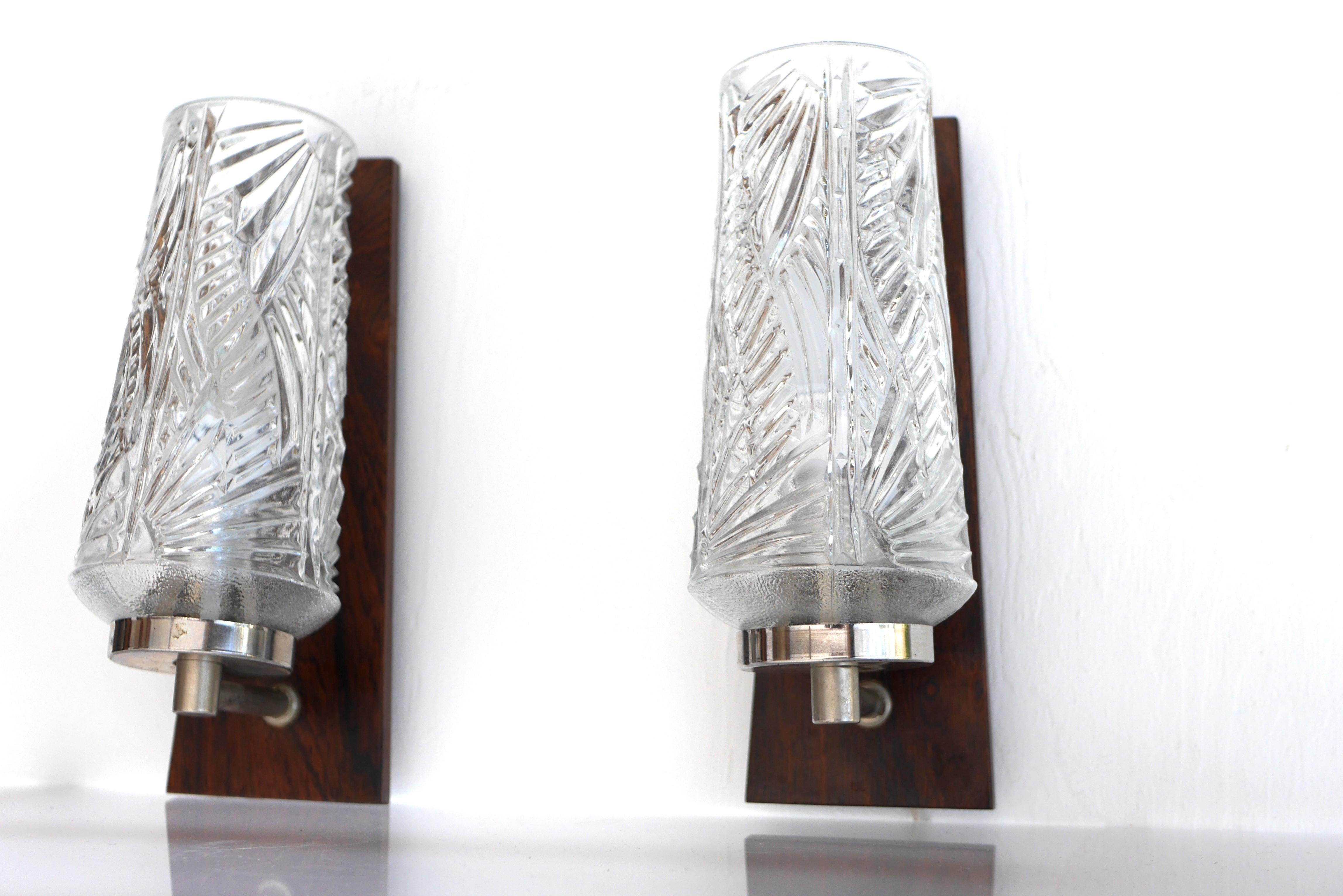 Glass sconces, Mid-century modern classic Scandinavian wall lights. For Sale 6