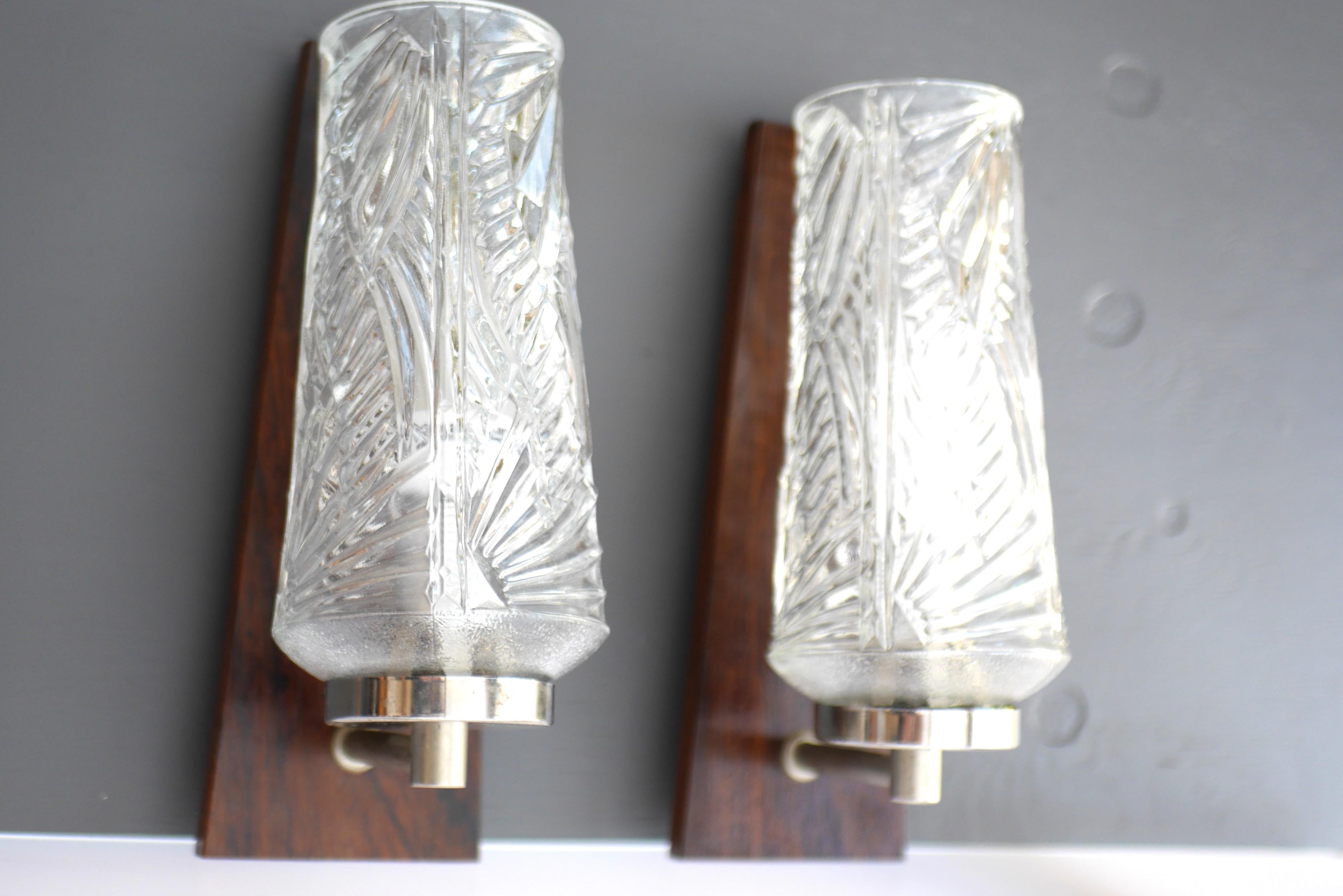 Glass sconces, Mid-century modern classic Scandinavian wall lights. For Sale 7