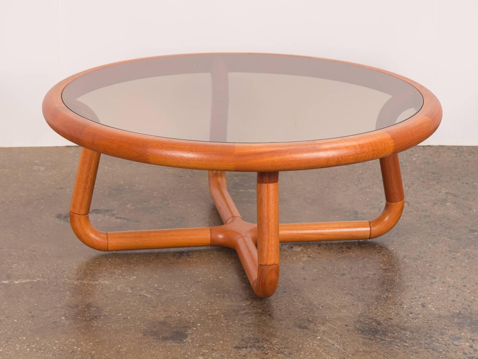 Glass Sculptural Coffee Table for Uldum In Good Condition In Brooklyn, NY